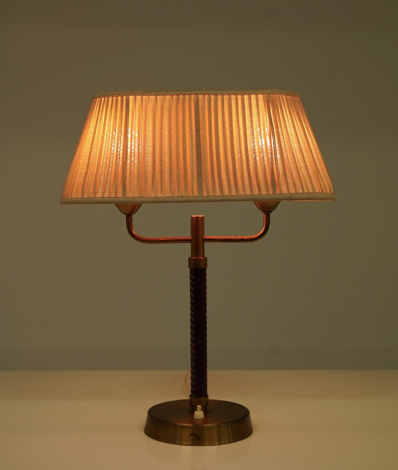Lámpara de mesa Mid Century Modern de Karlskrona Lampfabrik en venta 1
