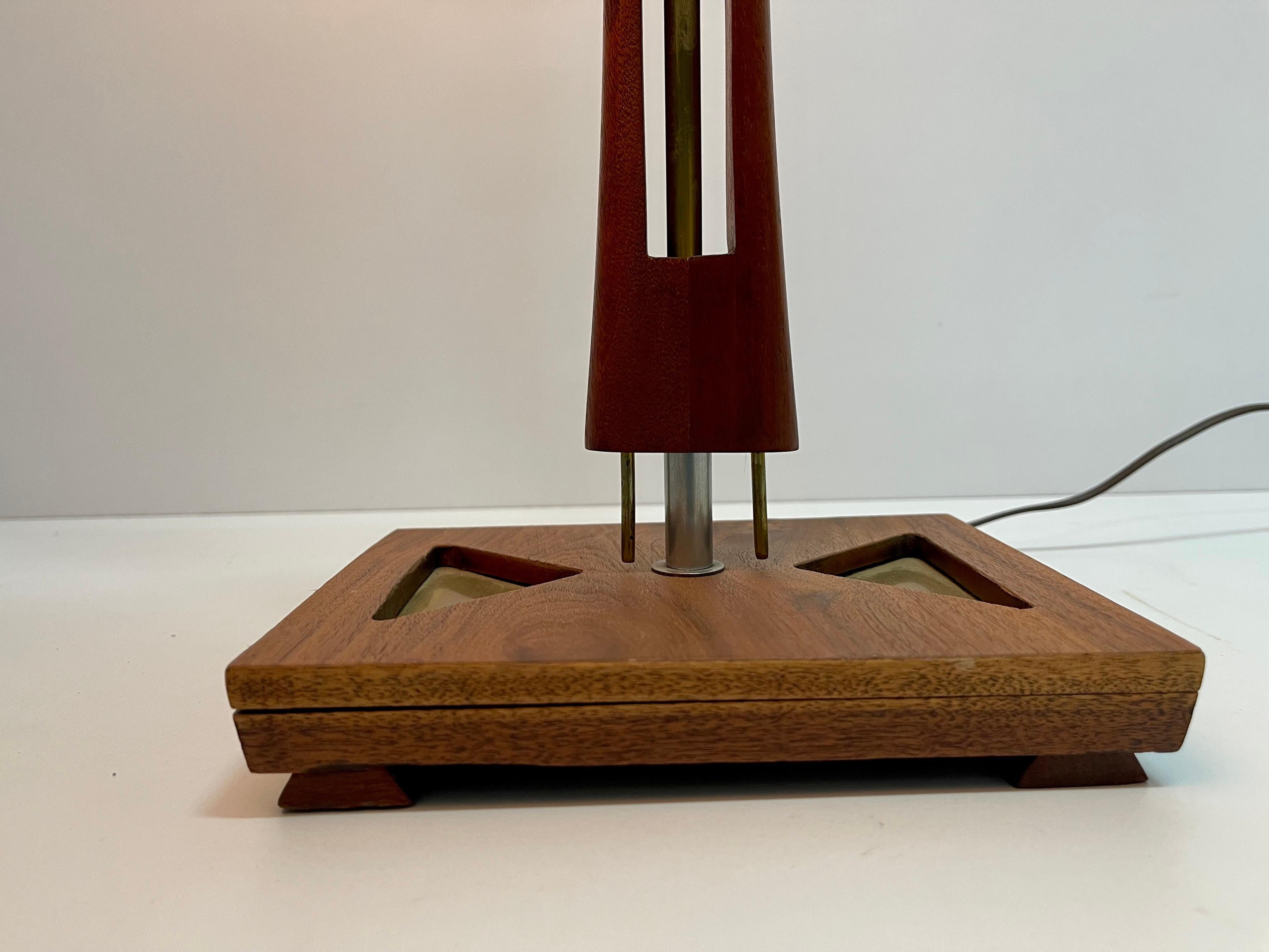 Mexican Mid-Century Modern Table Lamp by Muebles Toluxsena, Mexico 1960 For Sale