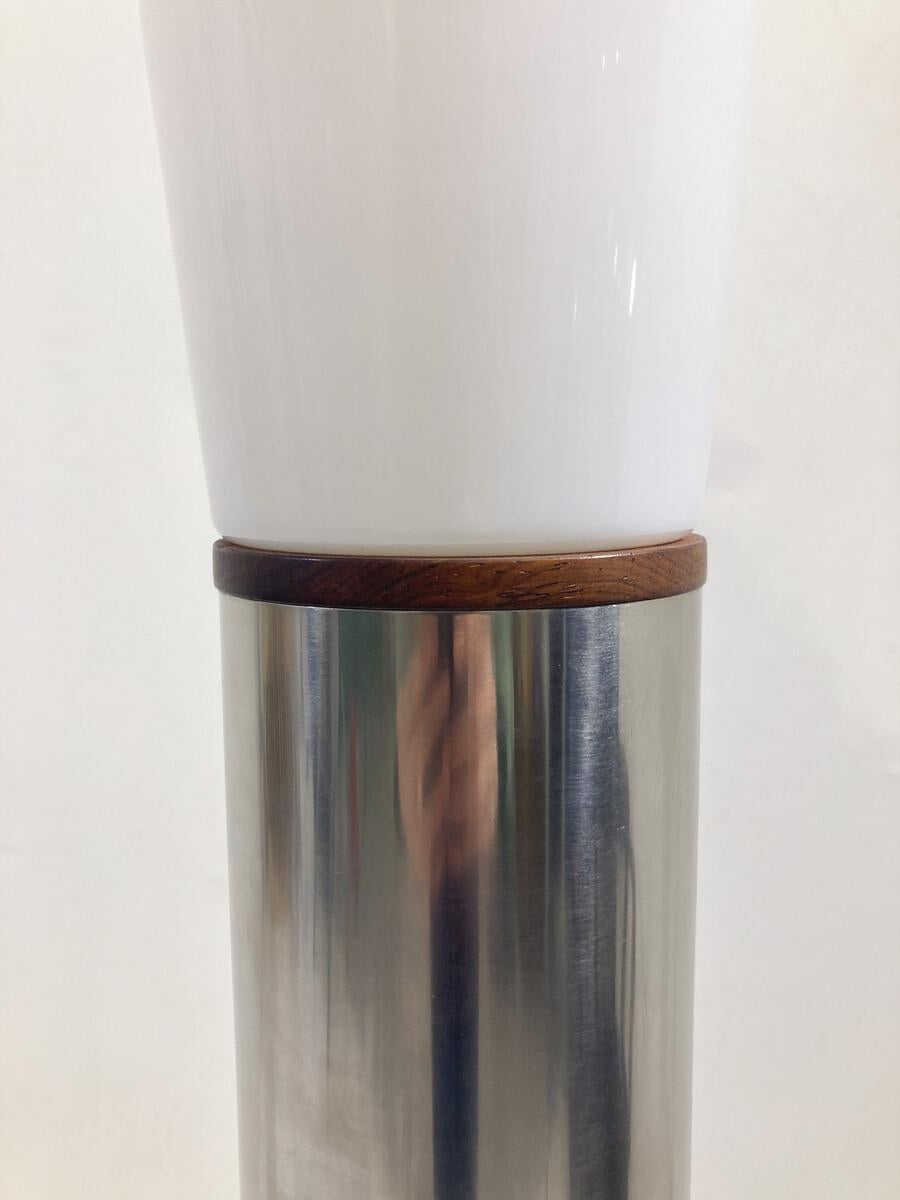 Lampe de table The Modernity par Uno & Östen Kristiansson pour Luxus, Suède en vente 2