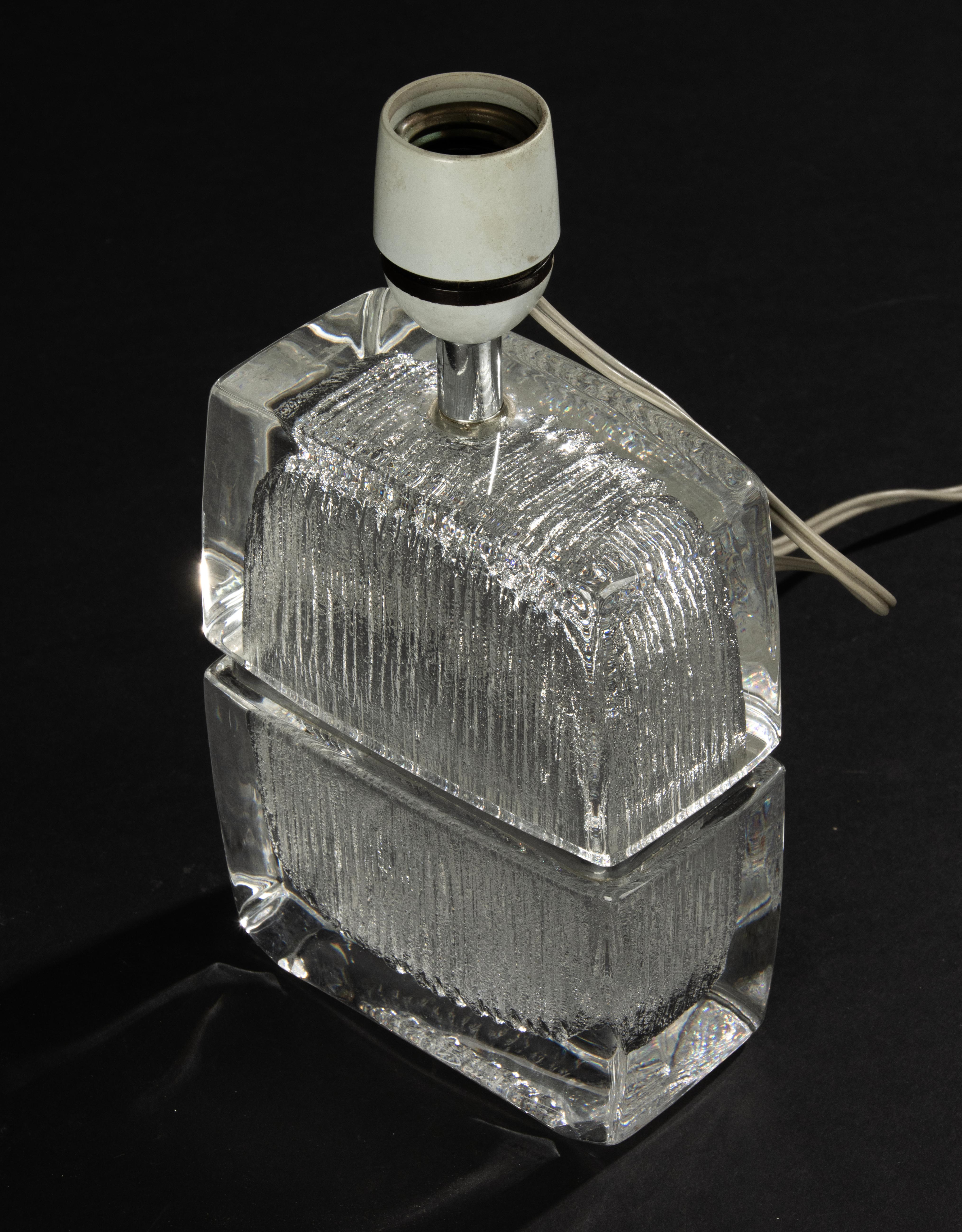 Mid Century Modern Table Lamp - Daum - Crystal For Sale 1