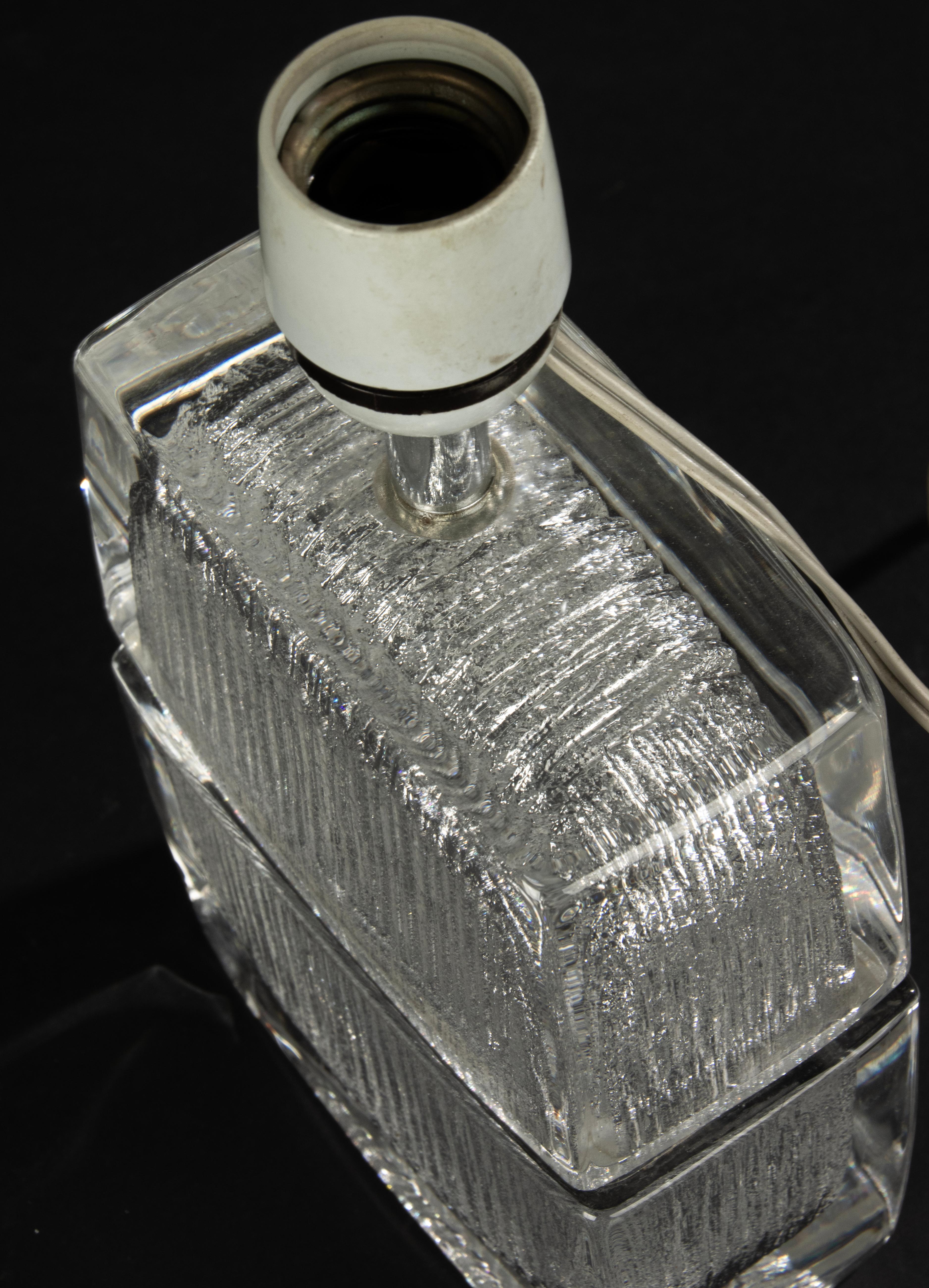 Mid Century Modern Table Lamp - Daum - Crystal For Sale 2