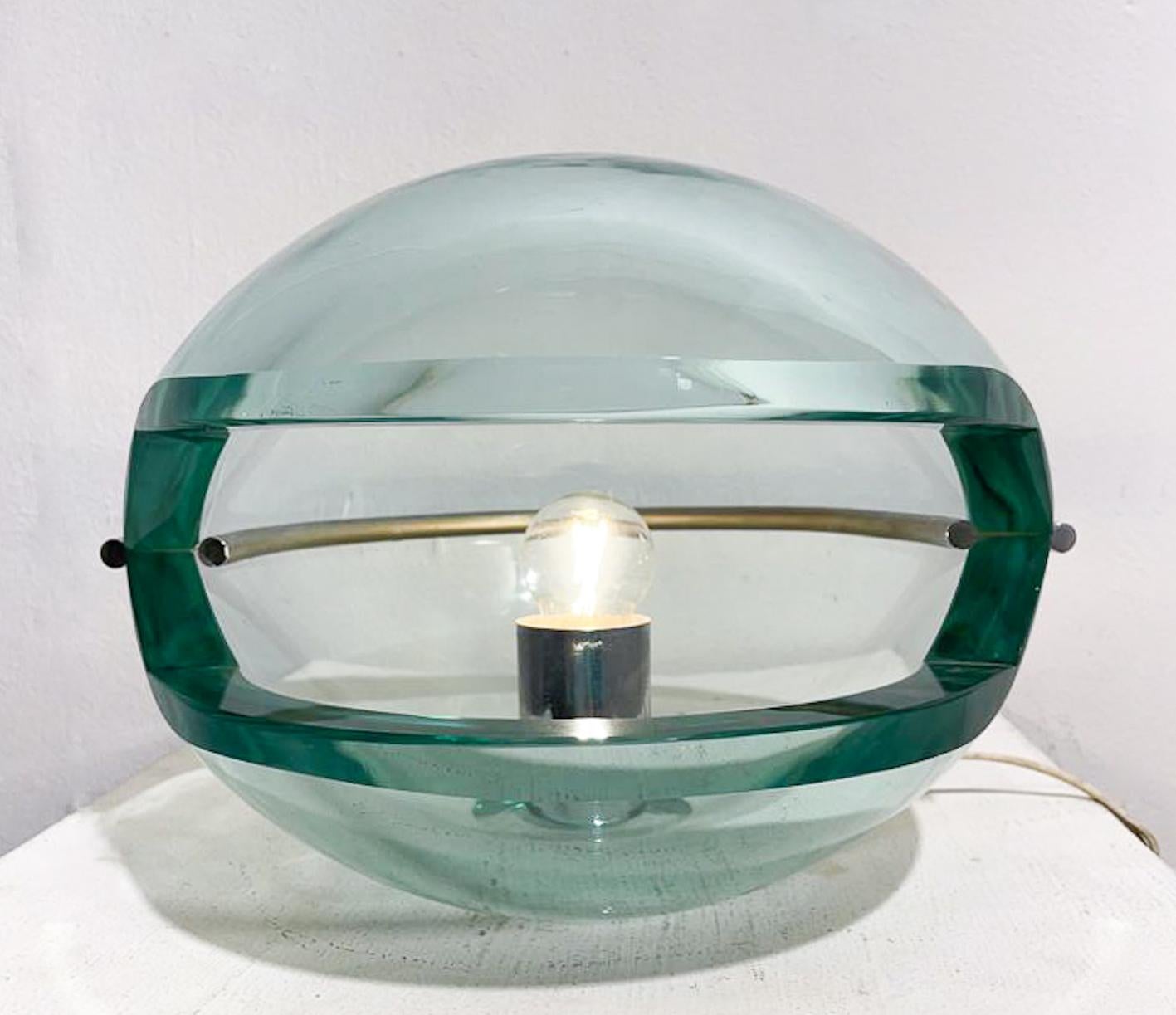 Italian Mid-Century Modern Table Lamp, Italy, 1970s - In the style of fontana Arte  For Sale
