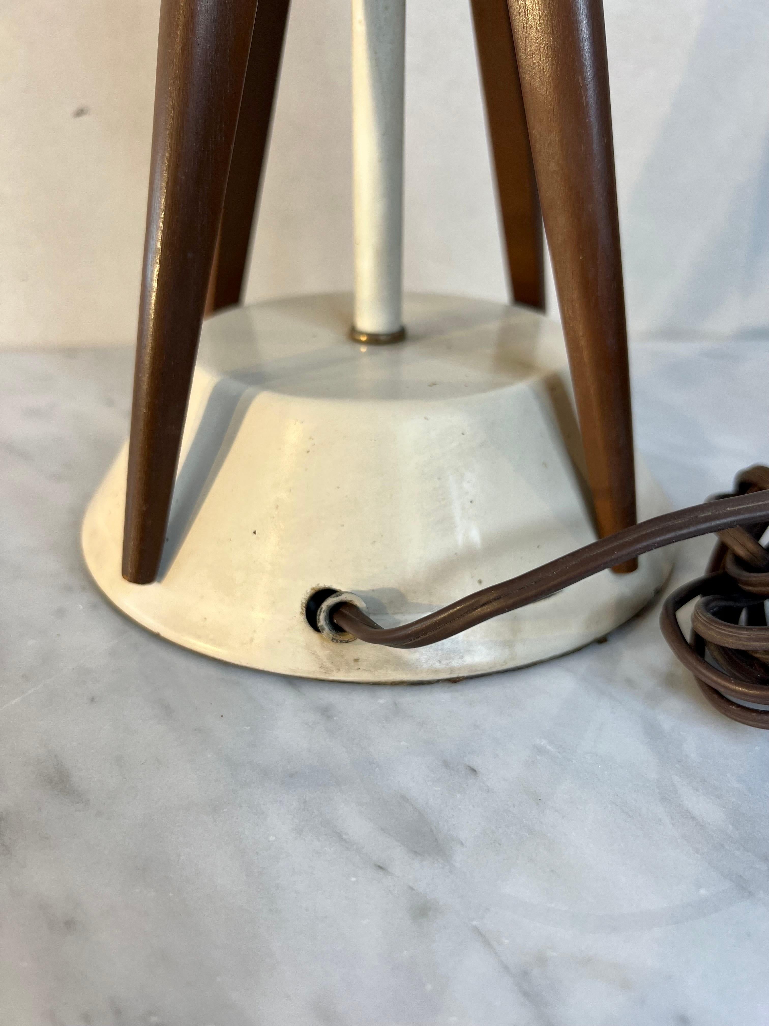 20th Century Mid-Century Modern Table Lamp For Sale