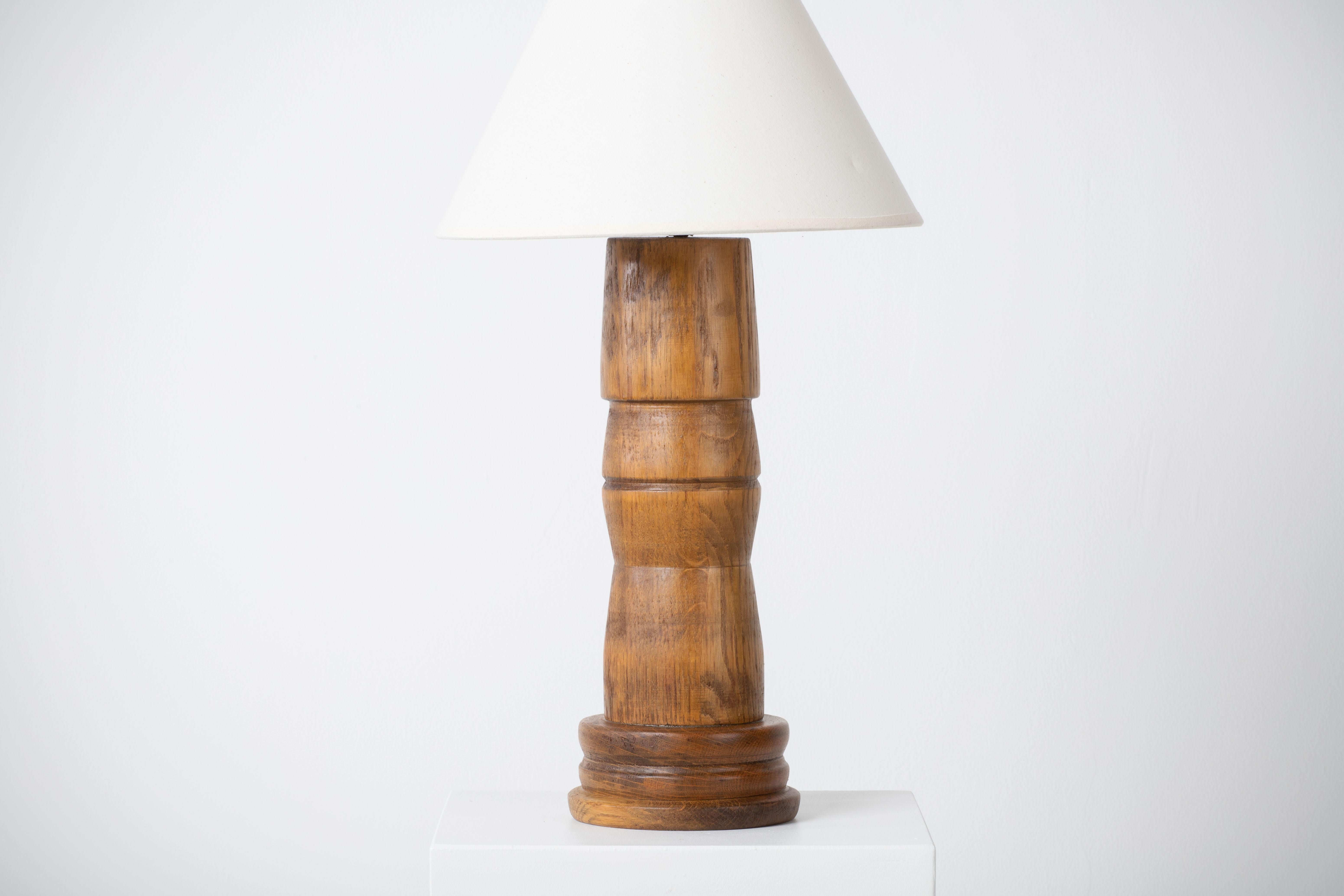 Noyer Lampe de table moderne du milieu du siècle, France, 1960 en vente