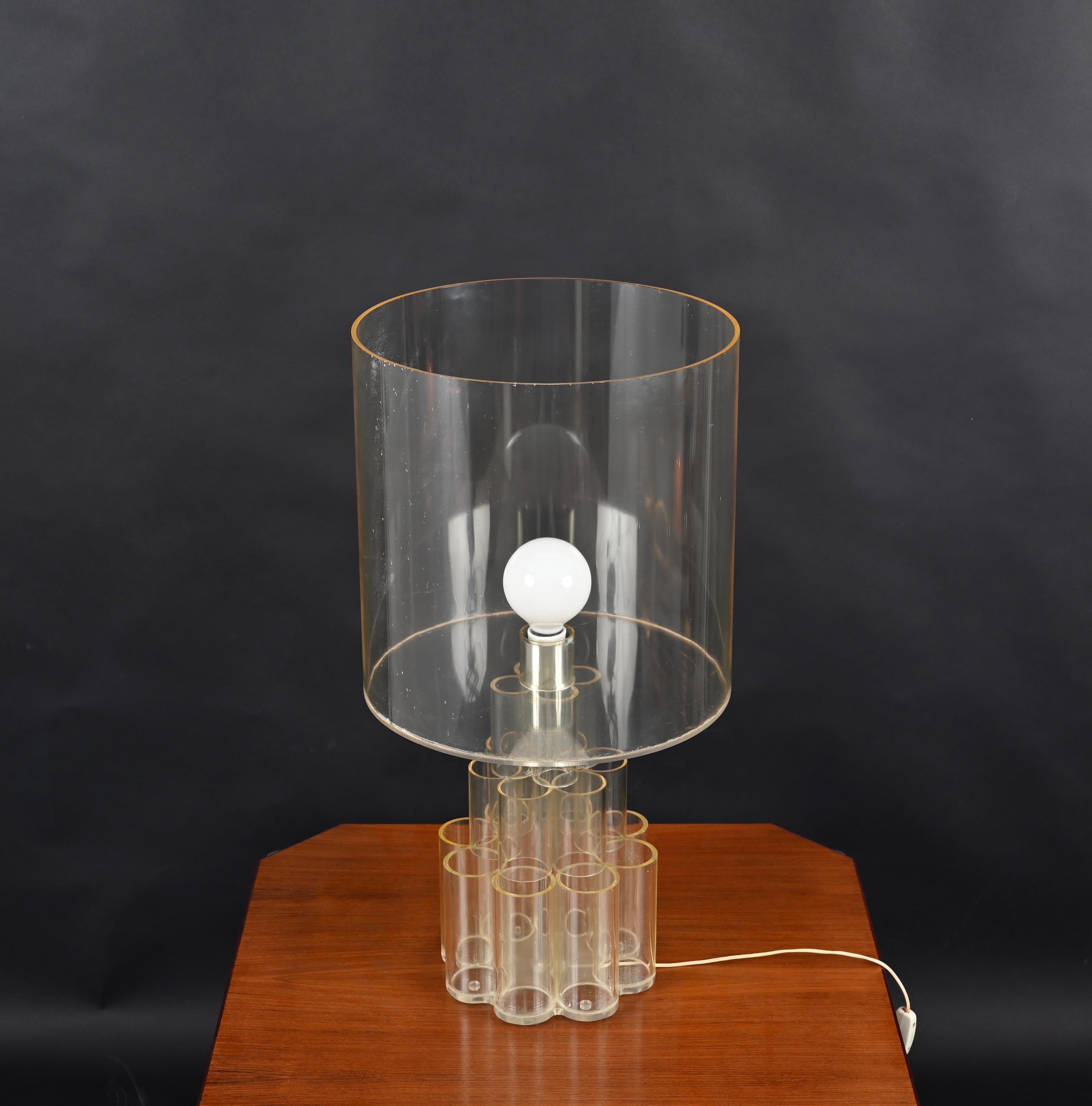 Mid-Century Modern Table Lamp in Lucite Plexiglass, Panton Style, Italy, 1970s For Sale 6