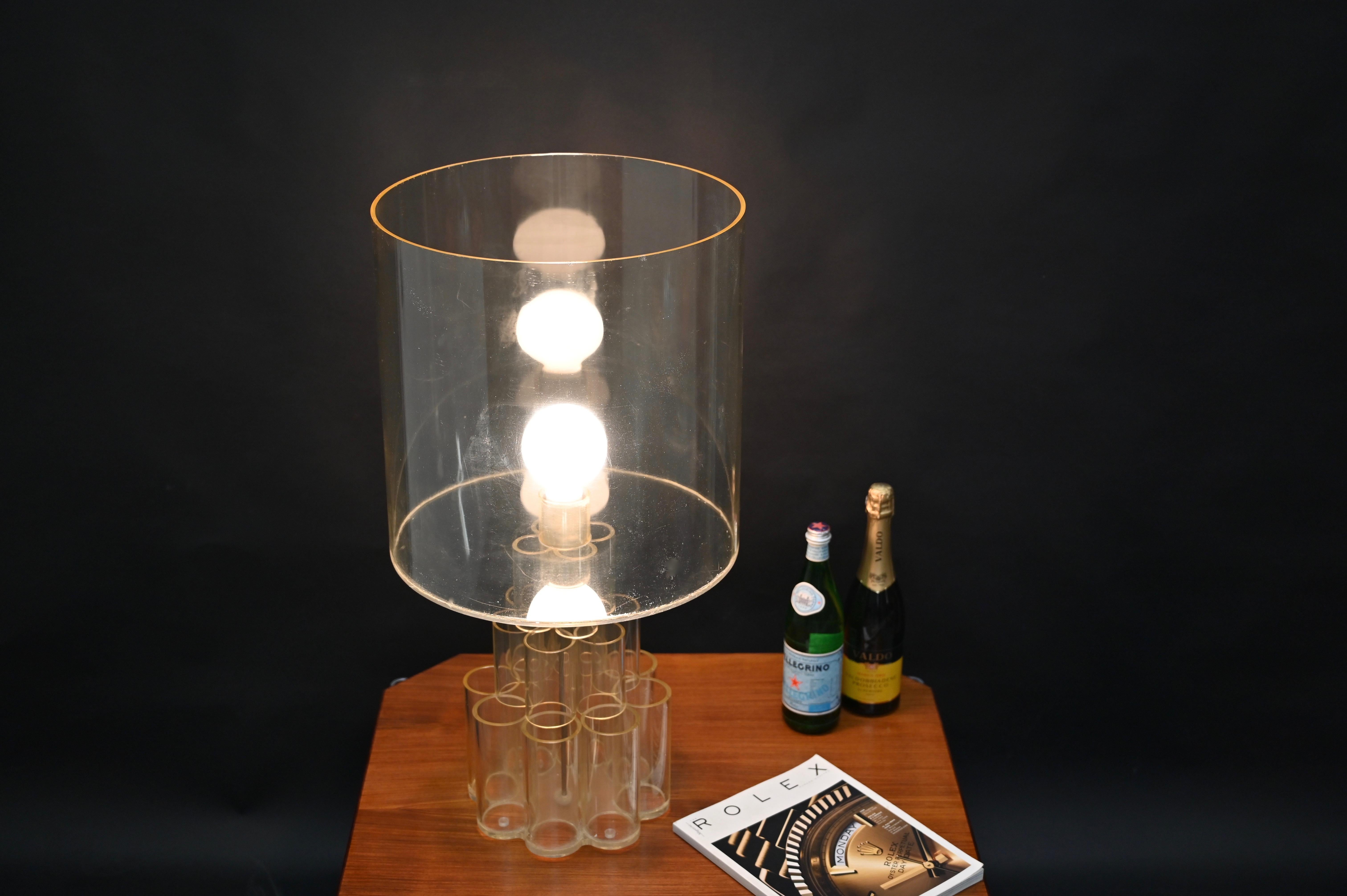 20th Century Mid-Century Modern Table Lamp in Lucite Plexiglass, Panton Style, Italy, 1970s For Sale