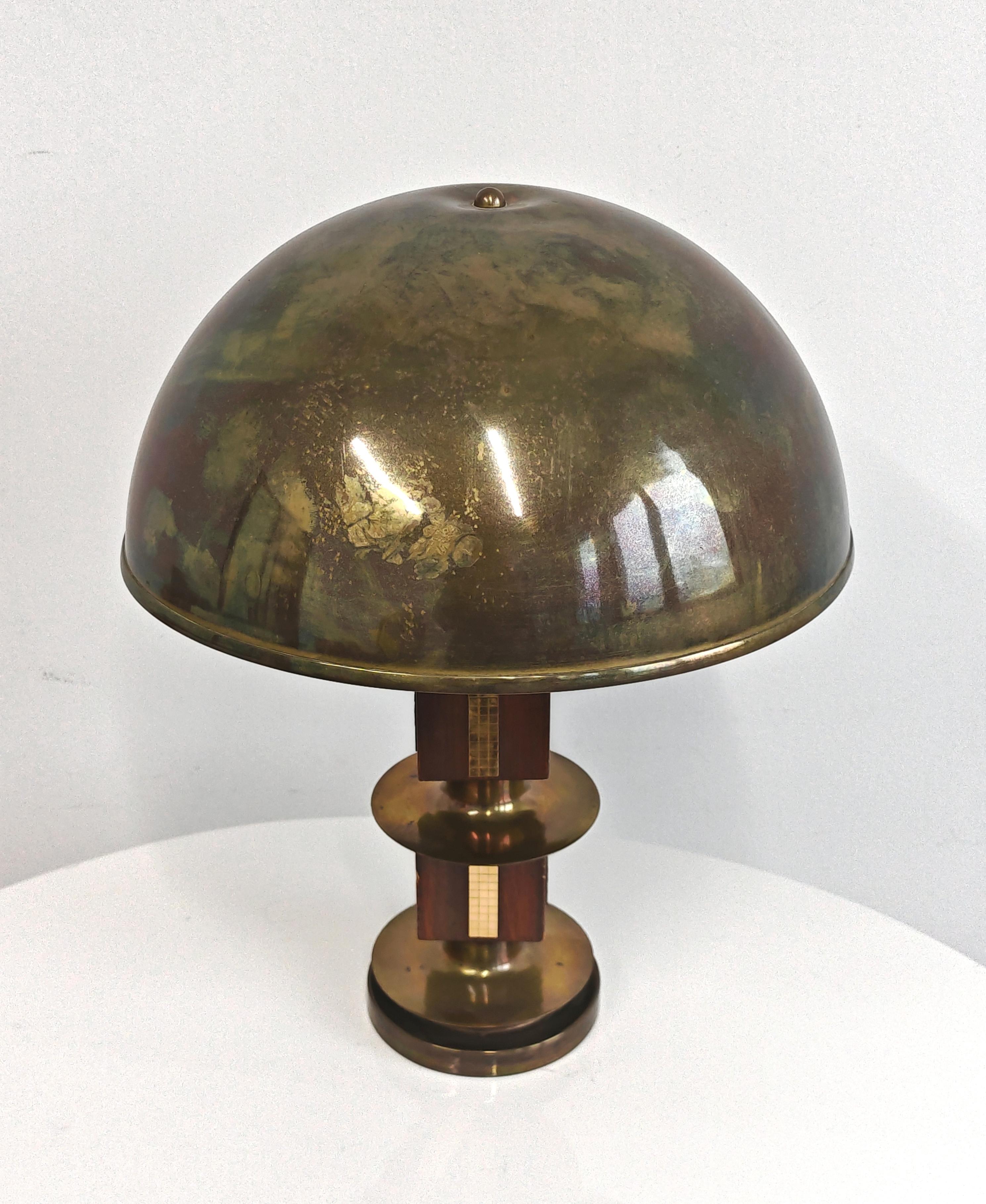 Mid Century Modern Table Lamp in mahogany and brass, Italy 1960s en venta 2