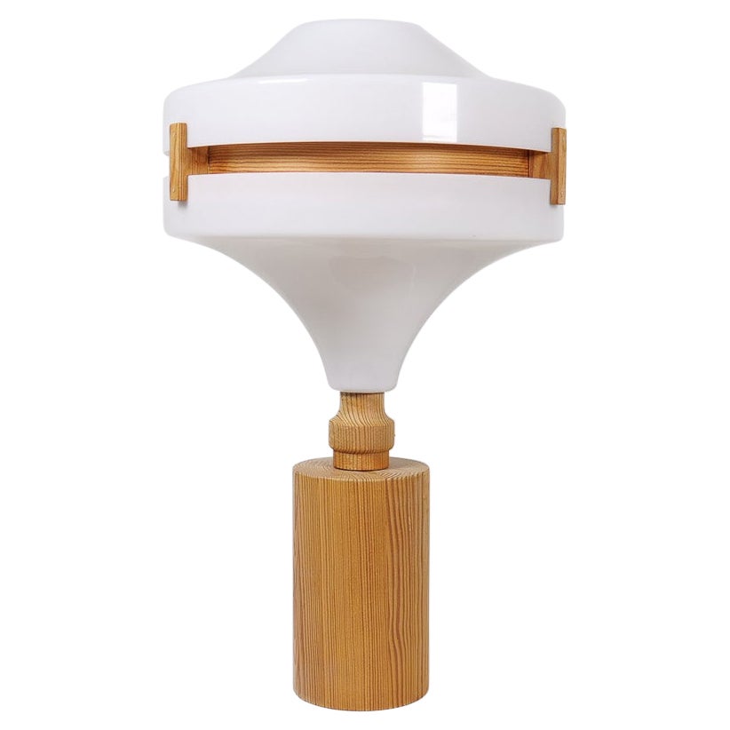 Lampada da tavolo moderna di metà secolo in pino e acrilico, Svezia, anni '70