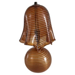 Lampe de bureau moderne du milieu du siècle dernier en verre de Murano Sommerso et Reticello, vers 1940