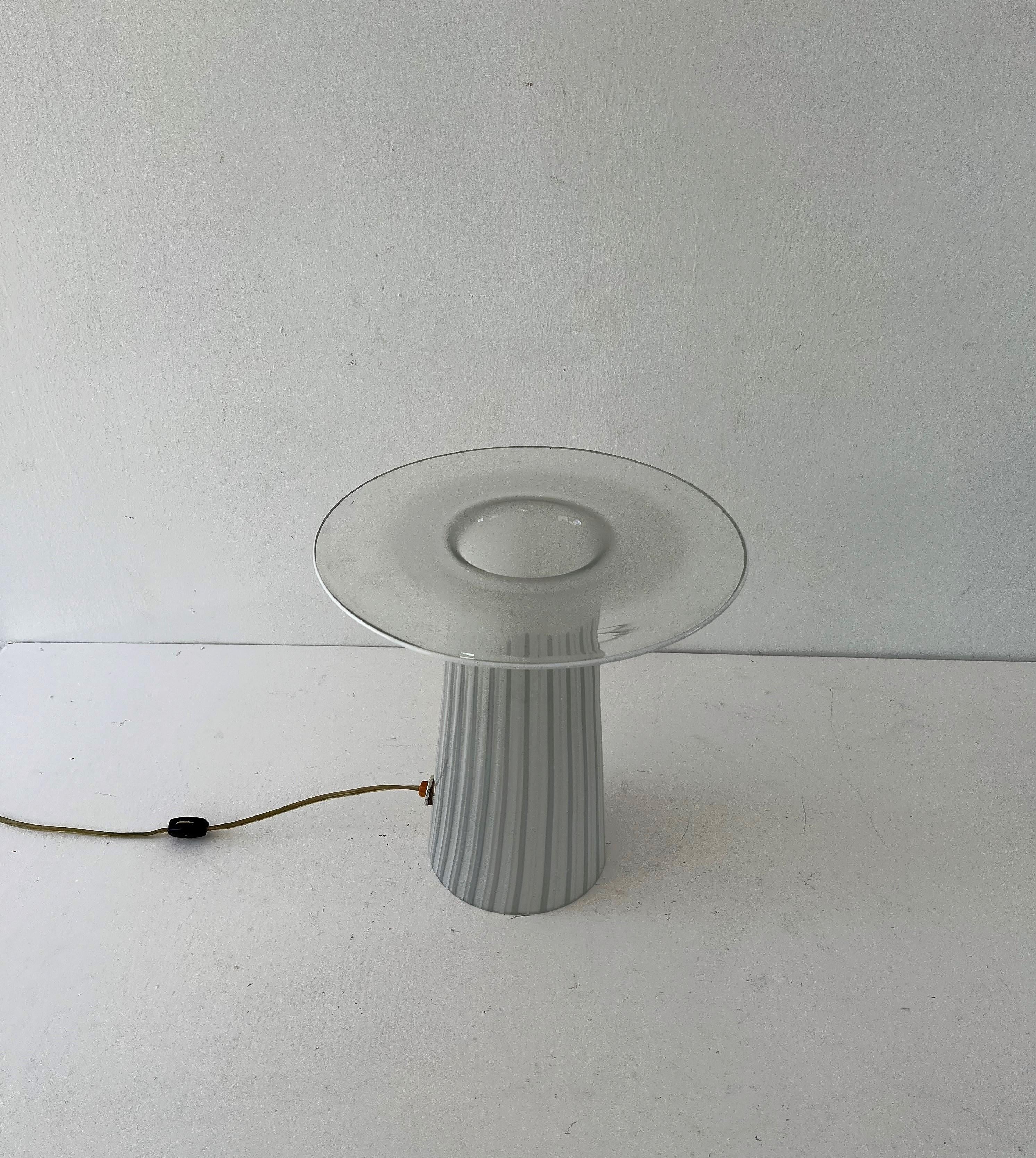 Italian Mid-Century Modern Table Lamp in the Manner of Lino Tagliapietra, Murano 1970s For Sale