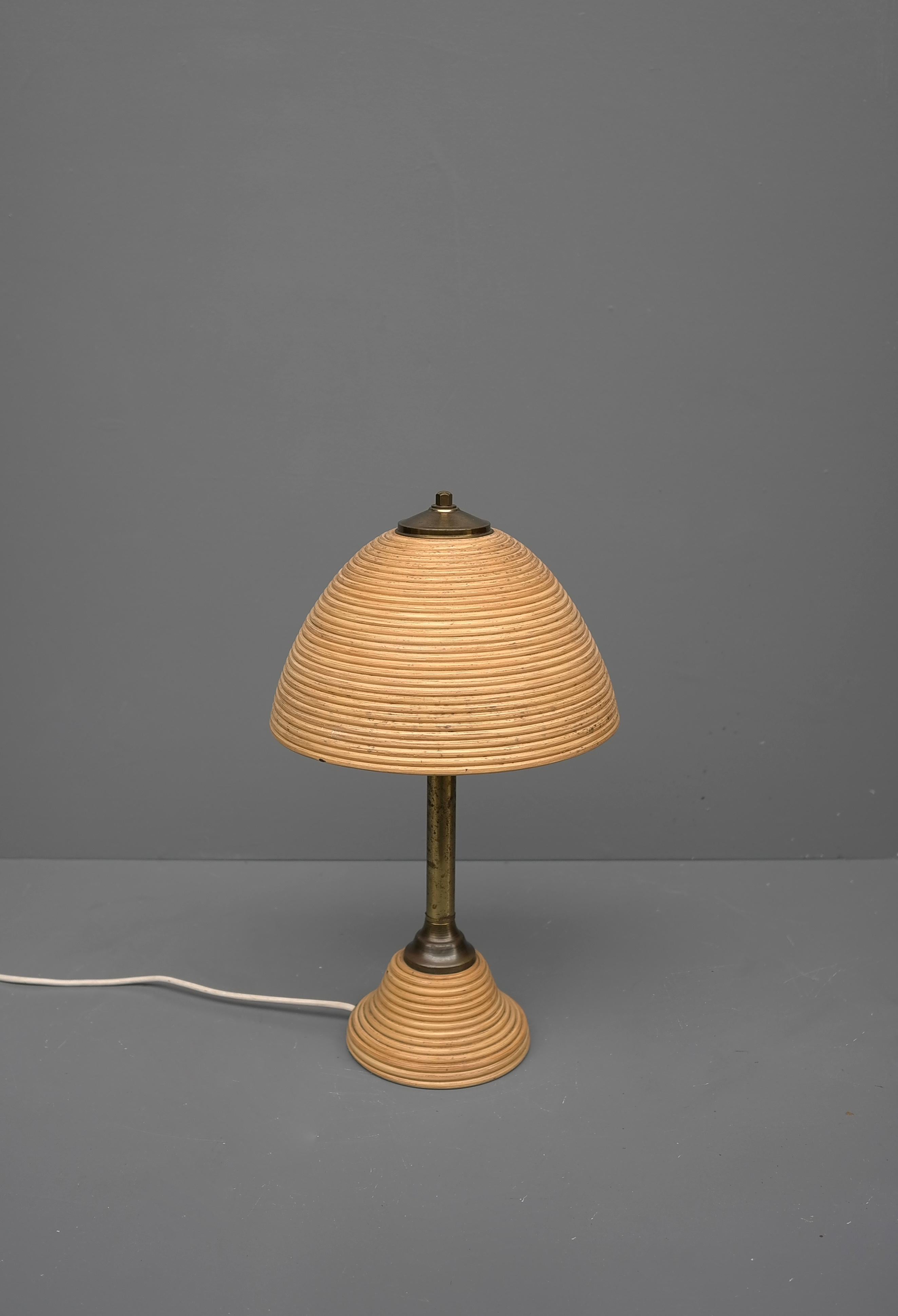 Mid-Century Modern table lamp in wood bamboo and brass.