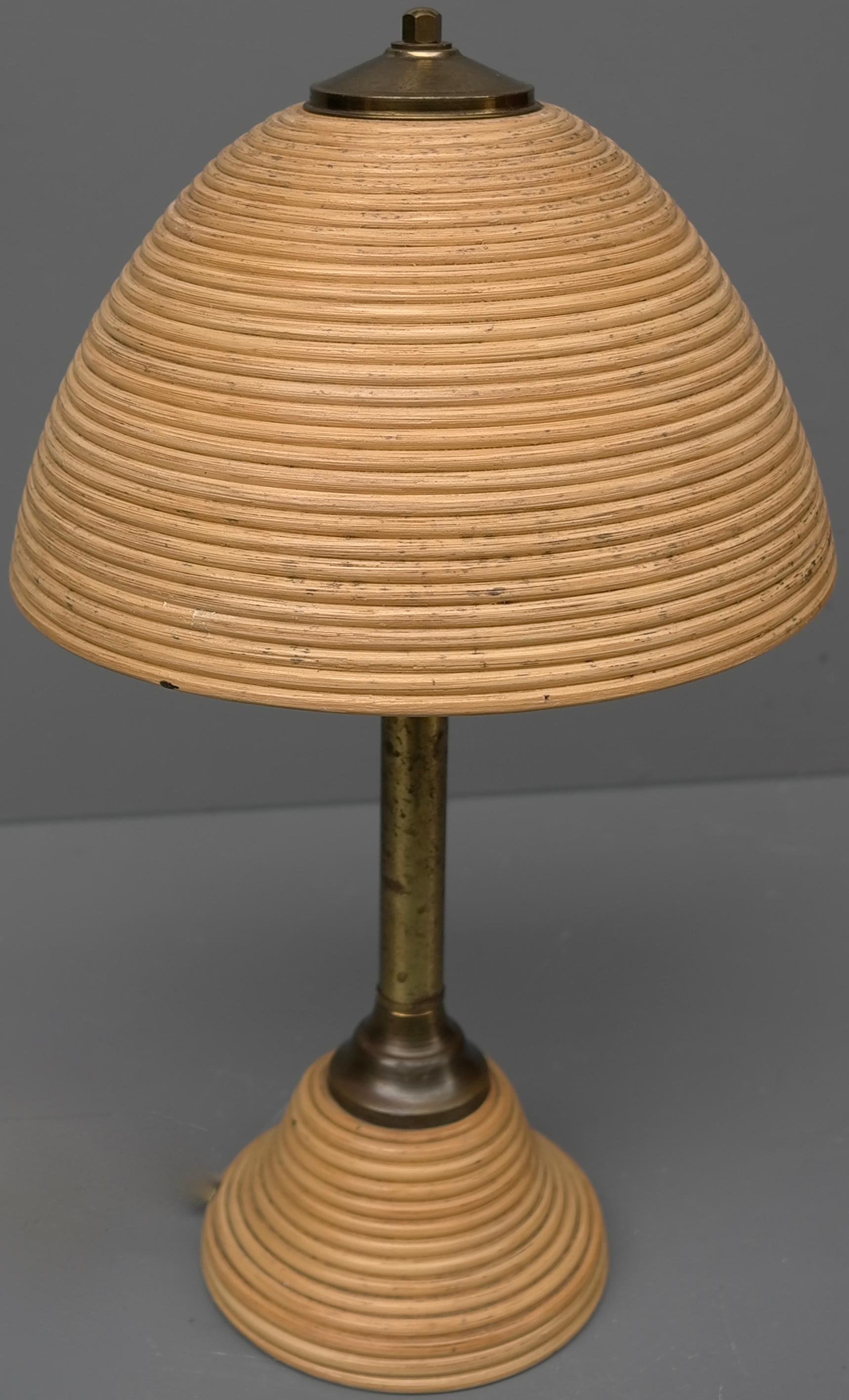 European Mid-Century Modern Table Lamp in Wood, Bamboo and Brass