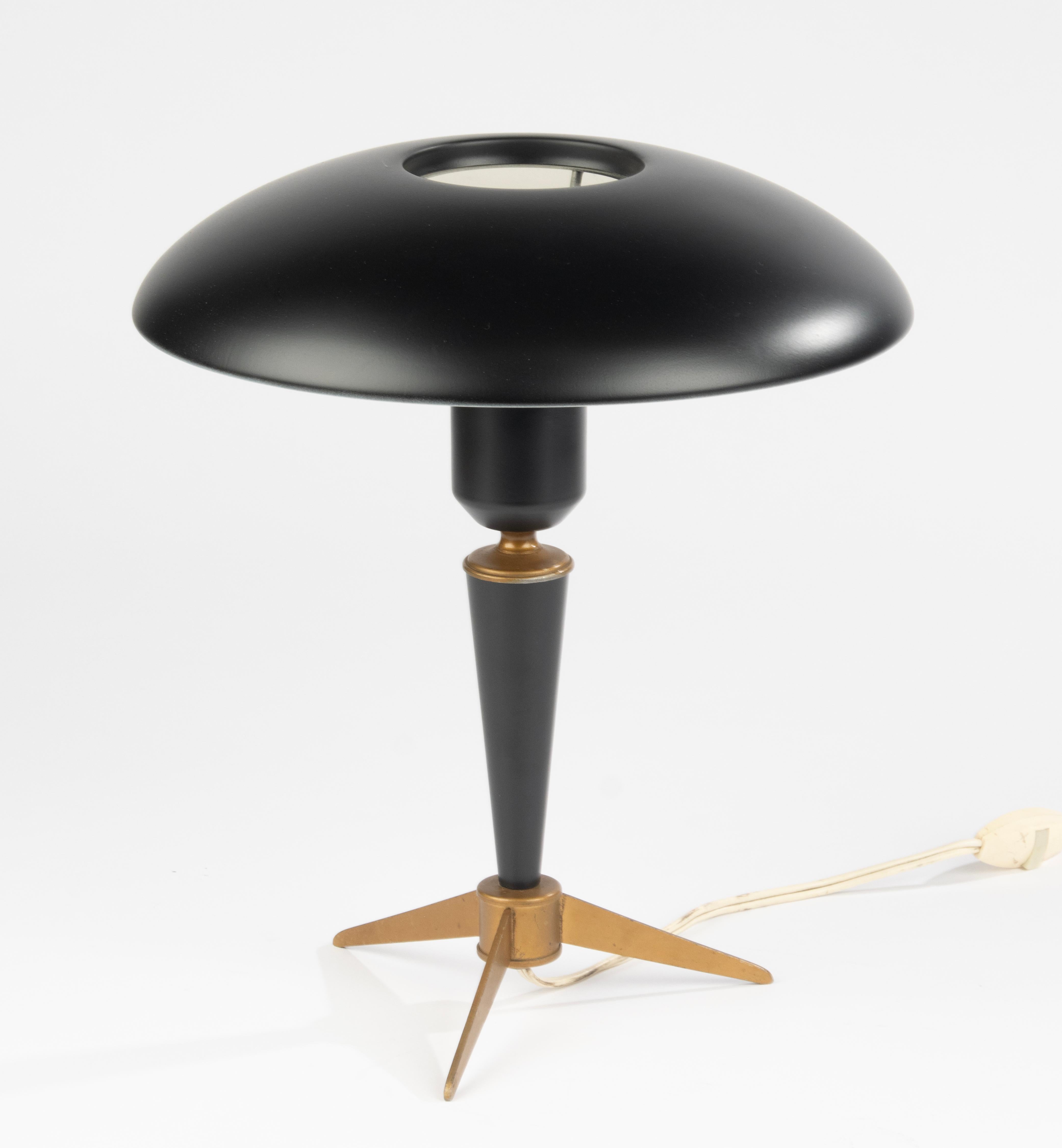 Lampe de Table Moderne du Milieu du Siècle - Louis Kalff pour Philips - Modèle Bijou Bon état - En vente à Casteren, Noord-Brabant