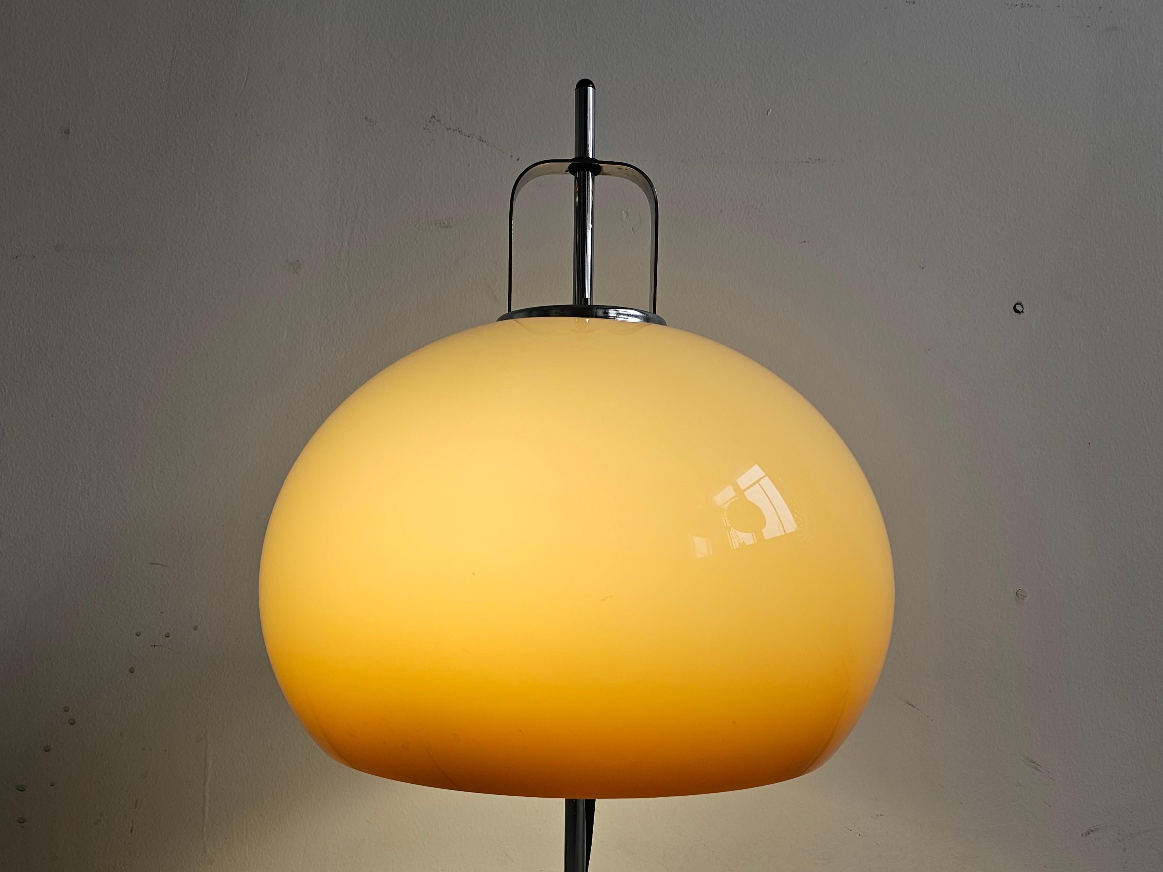 Mid Century Modern Table Lamp 