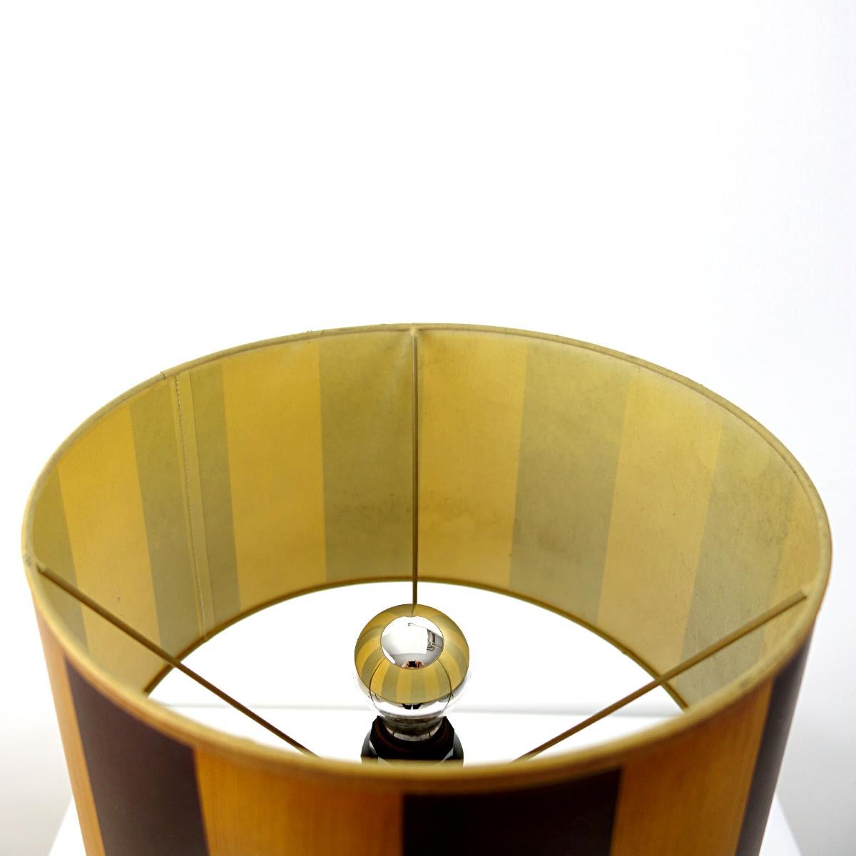Mid-Century Modern Table Lamp Made of Smoked Glass by Doria Leuchten In Good Condition For Sale In Doornspijk, NL