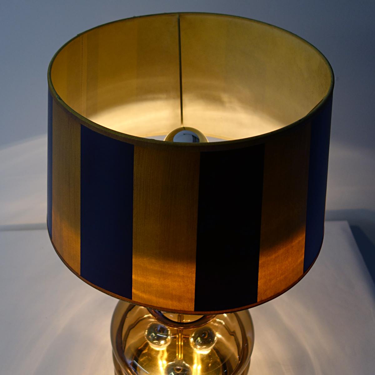 Mid-Century Modern Table Lamp Made of Smoked Glass by Doria Leuchten For Sale 3