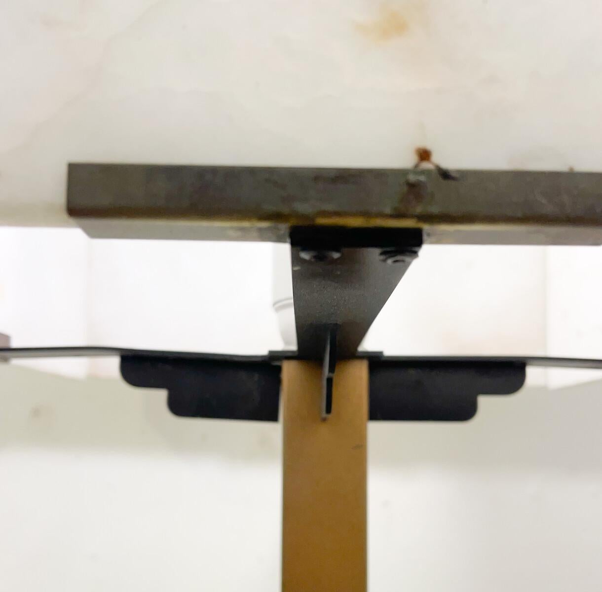 Laiton Lampe de table The Modernity Marbre et laiton en vente