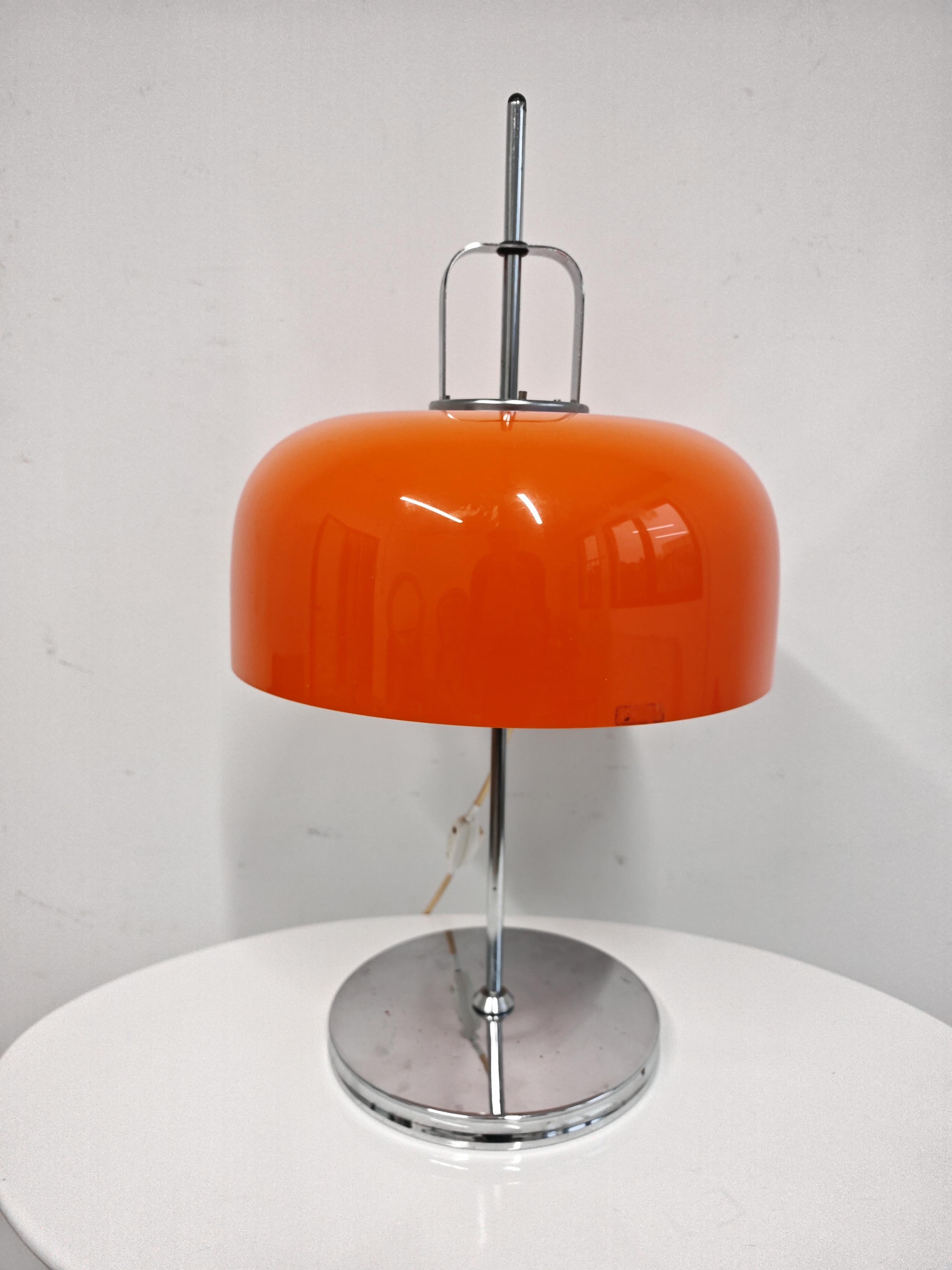 Lámpara de sobremesa Mid Century Modern 