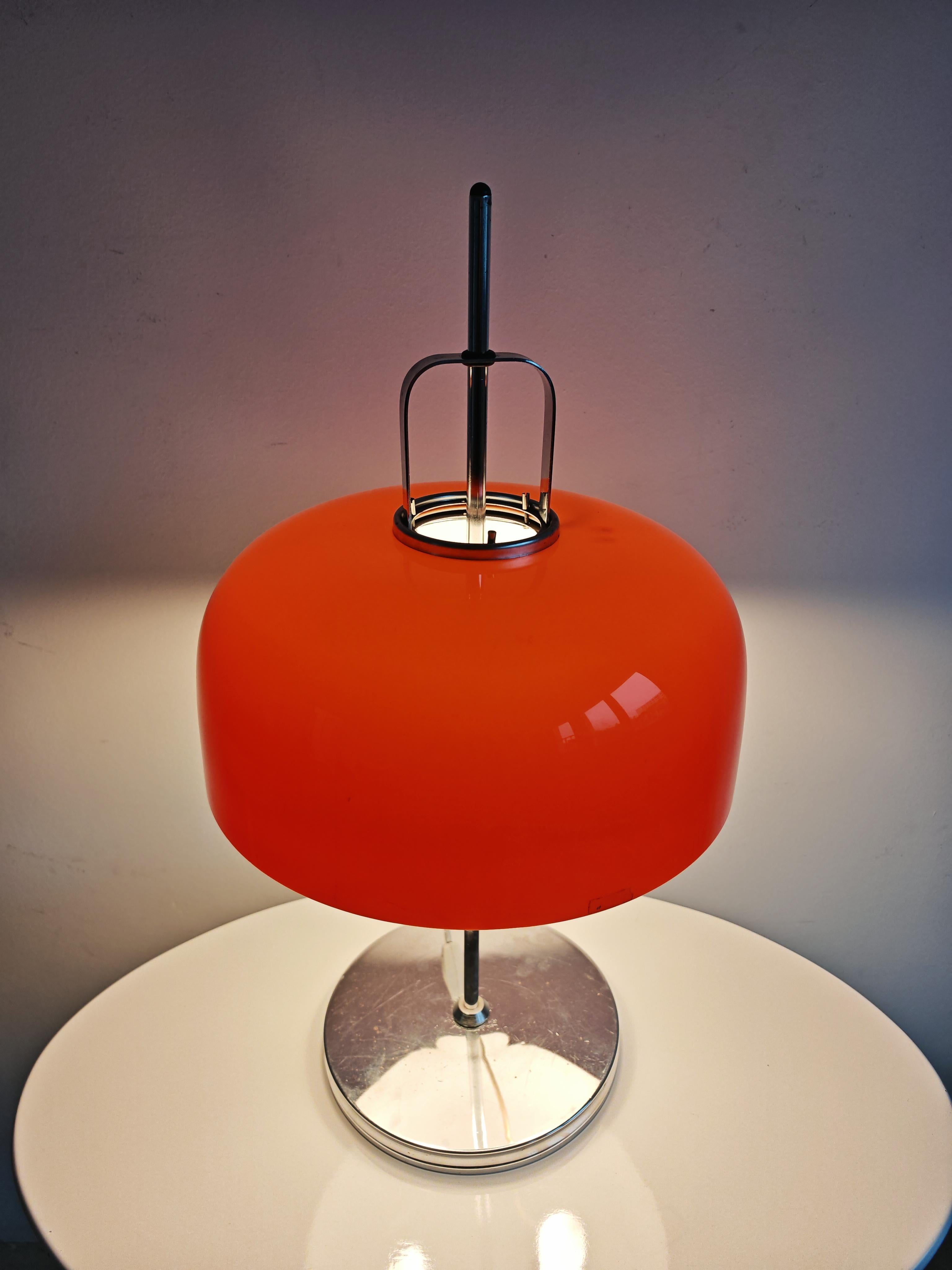 Lámpara de sobremesa Mid Century Modern 