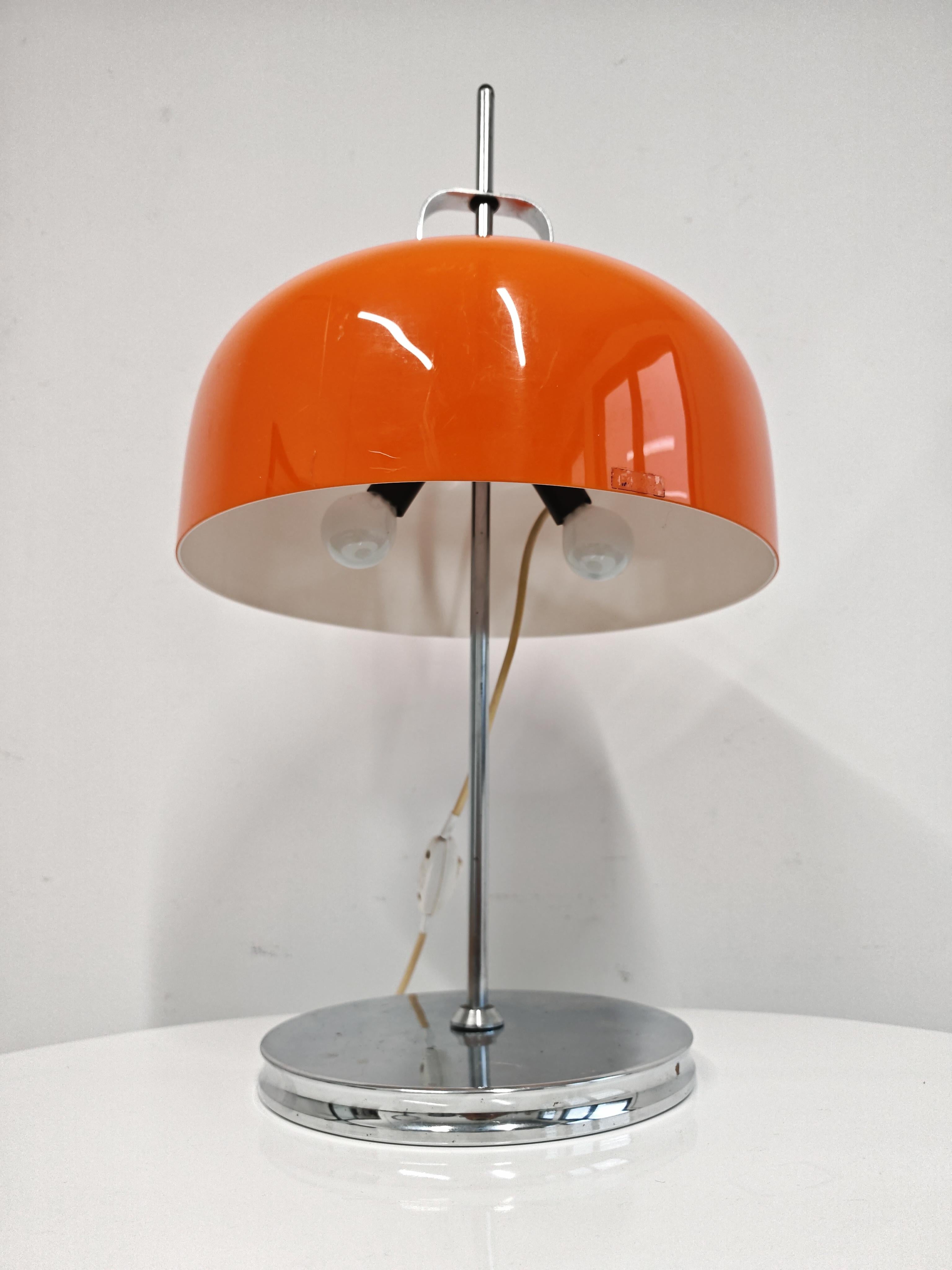 Lámpara de sobremesa Mid Century Modern 