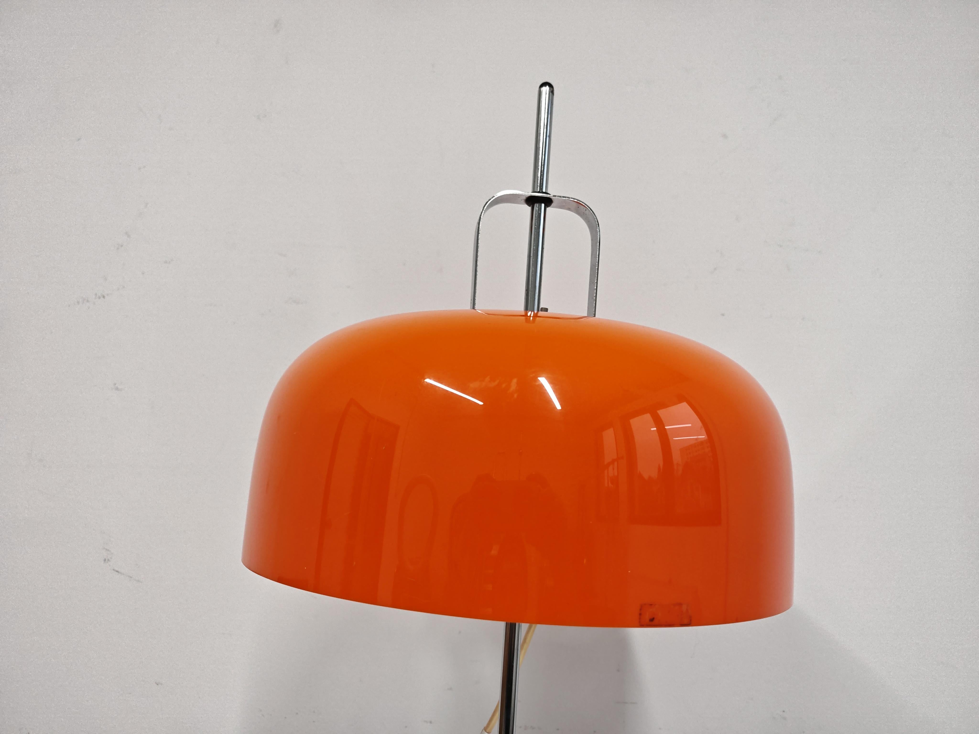 Lámpara de sobremesa Mid Century Modern 