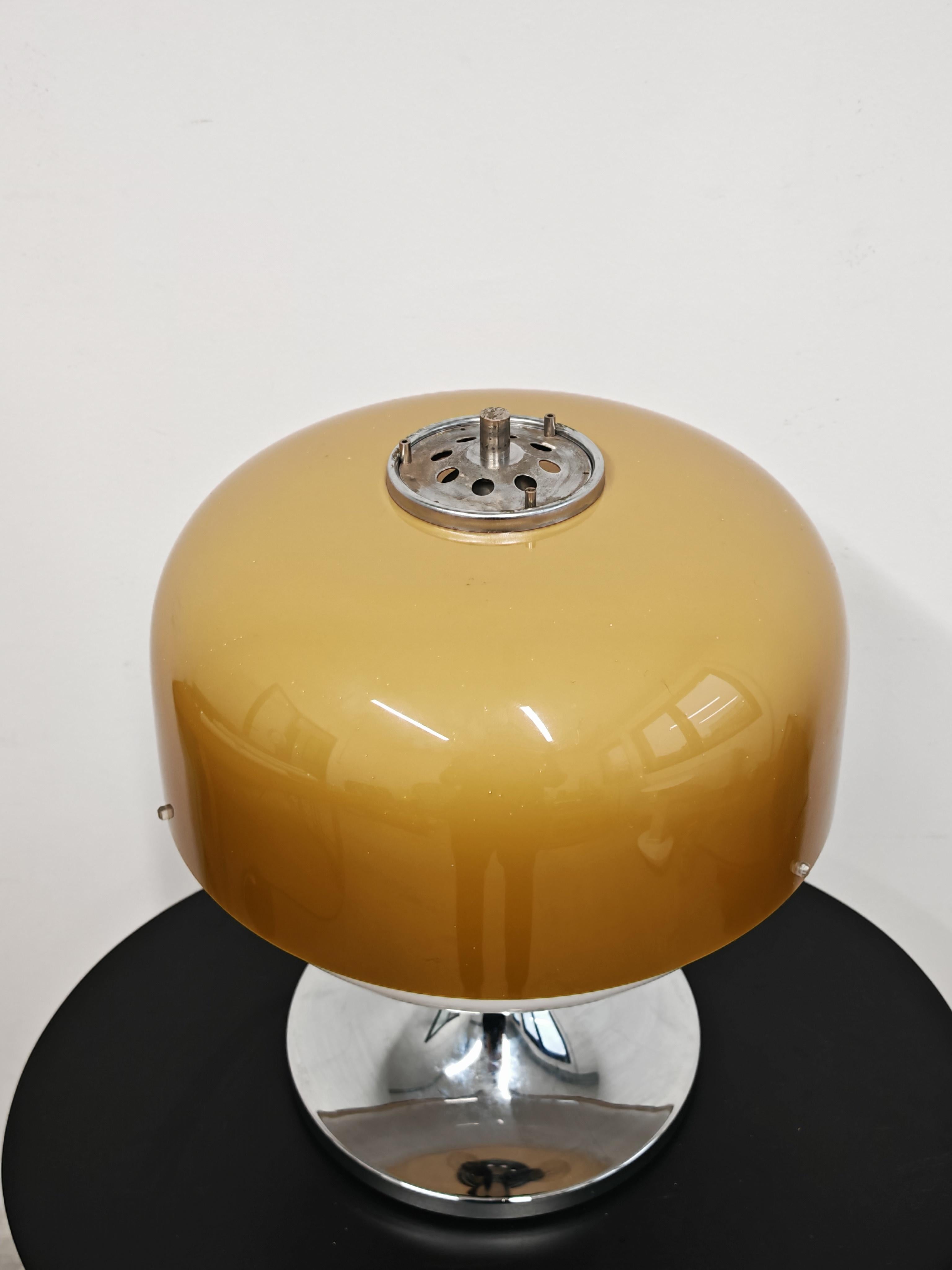 Lámpara de sobremesa moderna de mediados de siglo 