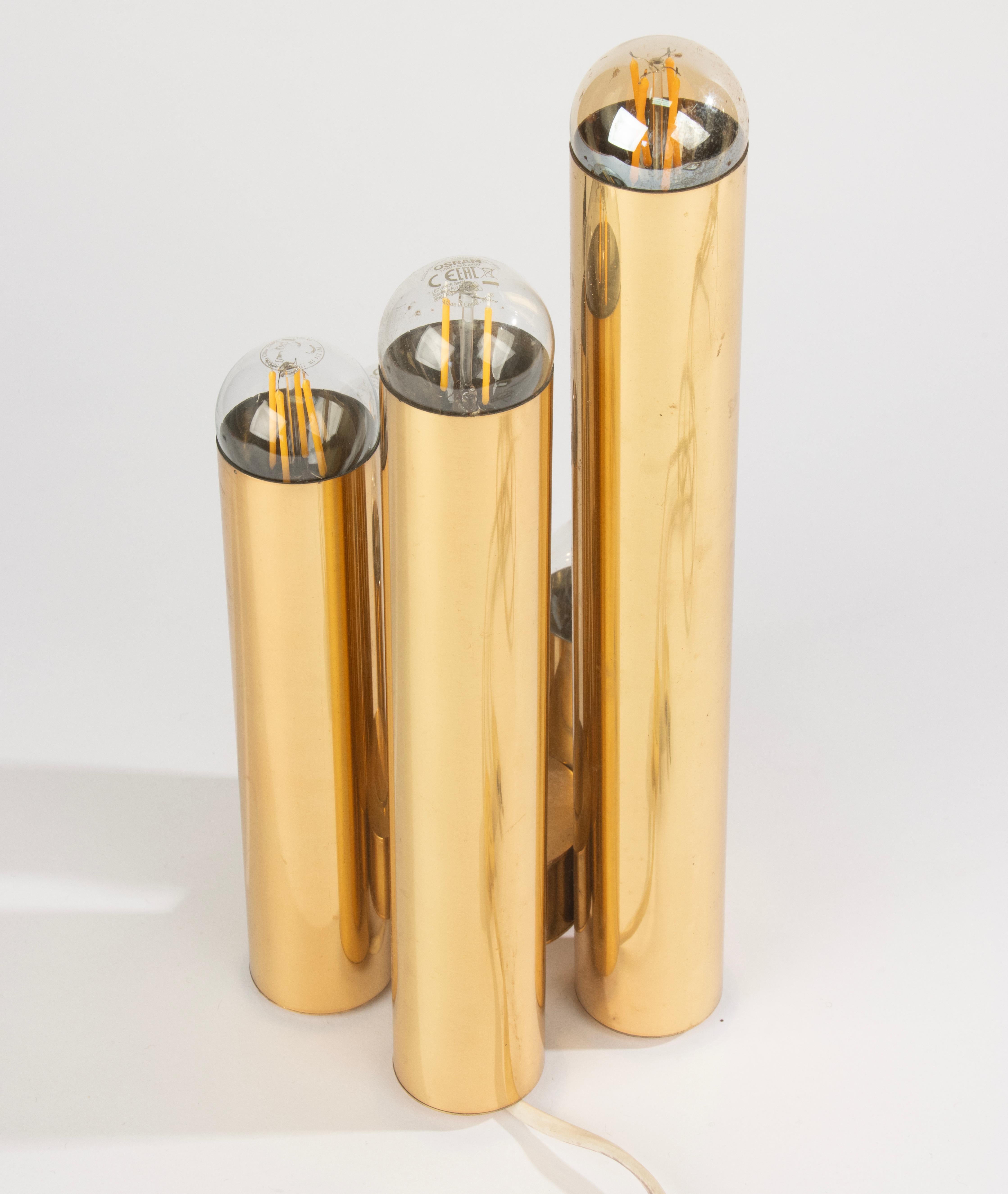 Lampe à poser moderne du milieu du siècle - Sciolari - Tubes dorés en vente 3