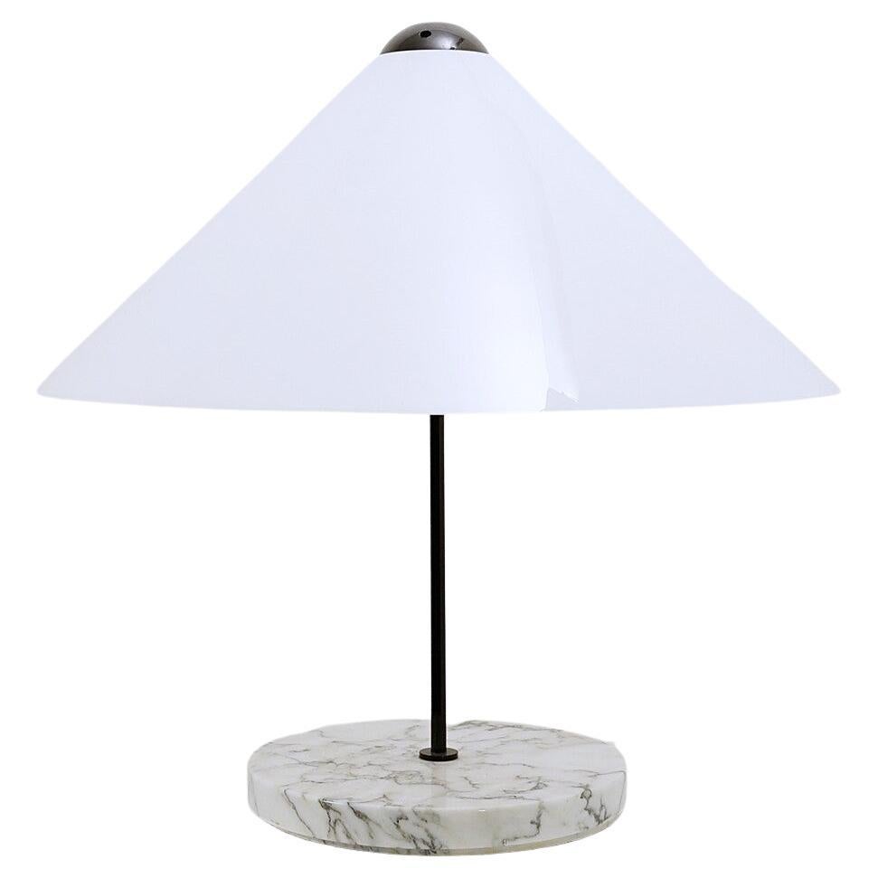 Mid-Century Modern Table Lamp "Snow" by Vico Magistretti for O-Luce, Italy For Sale