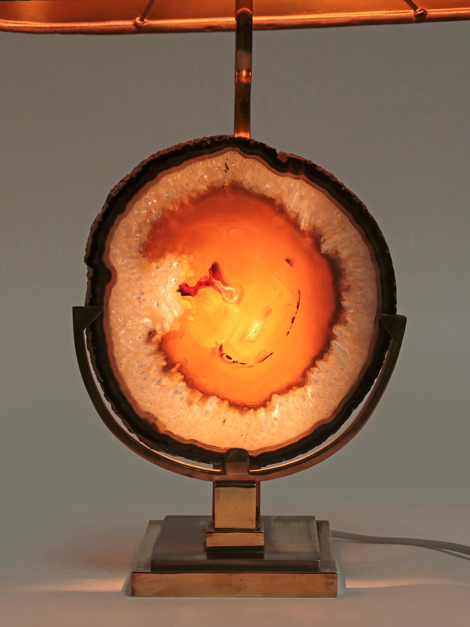 Mid-Century Modern Table Lamp with Agate Attributed to Willy Daro 11
