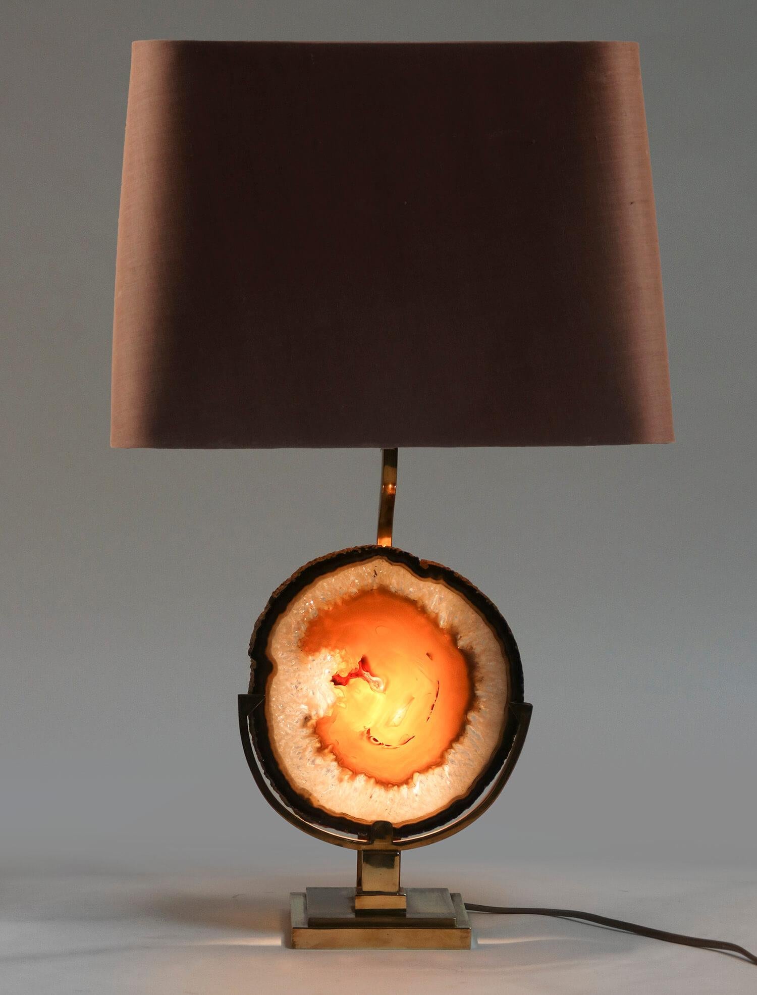 Mid-Century Modern Table Lamp with Agate Attributed to Willy Daro In Good Condition In Casteren, Noord-Brabant