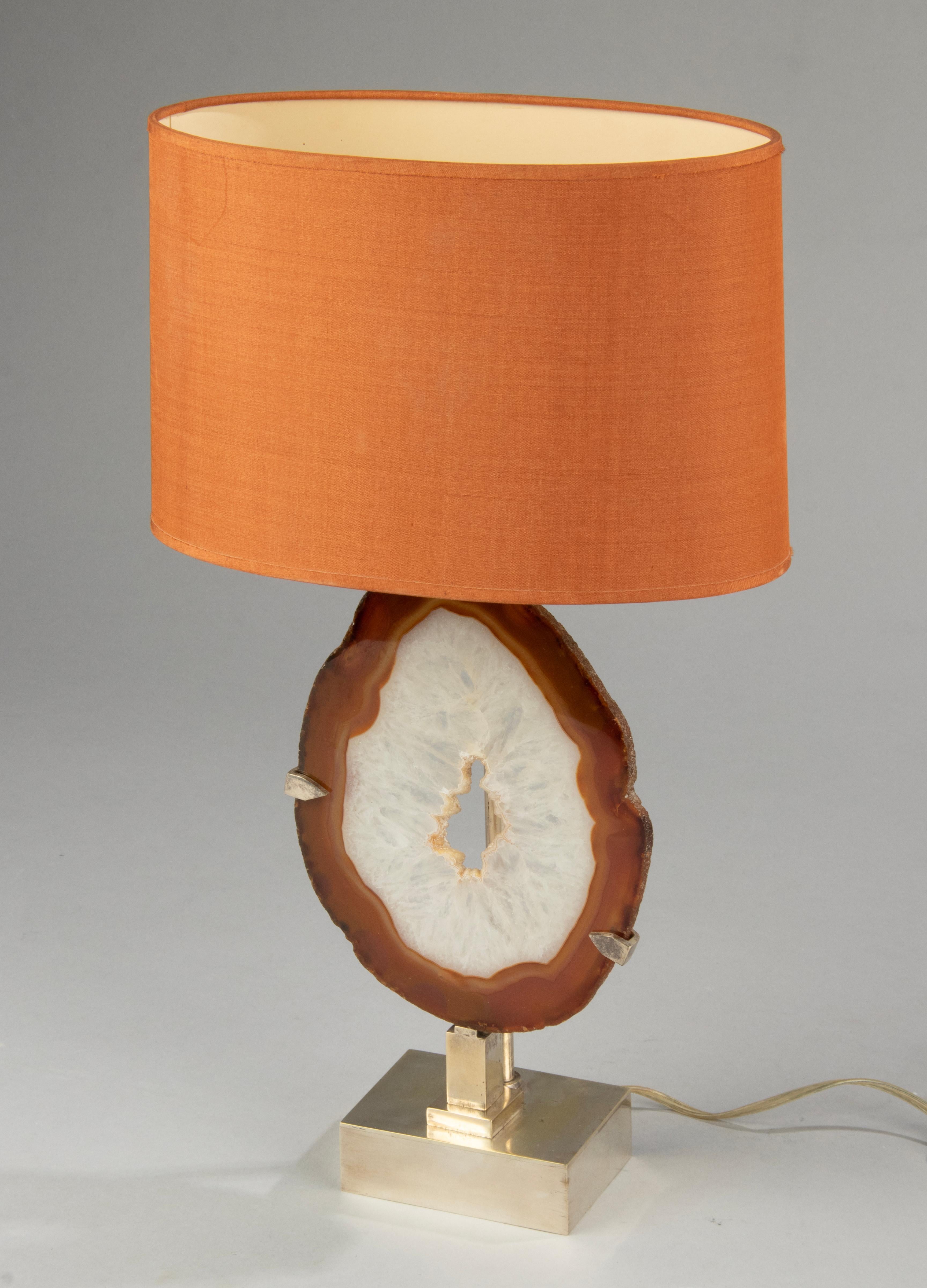 20th Century Mid-Century Modern Table Lamp with Agate Mineral Plaque Attr. to Willy Daro For Sale