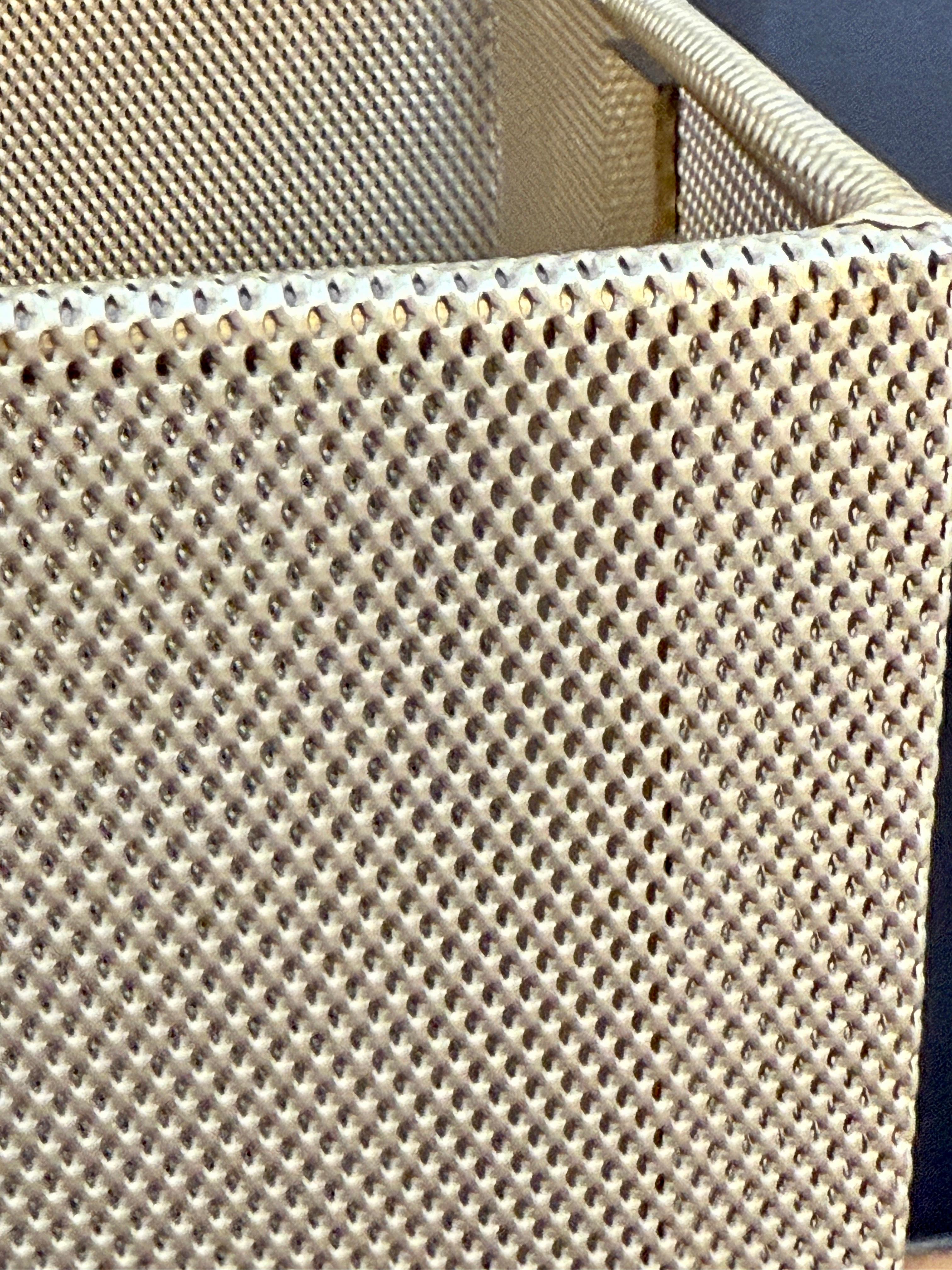 Mid-Century Modern Table Lamp with Brass Mesh Shade & Marble Base For Sale 3