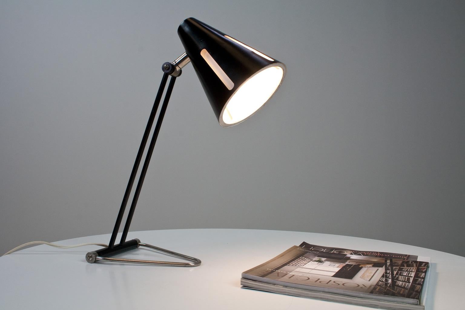 Dutch Mid-Century Modern Table Light Black and White by Busquet Hala Sun Series 1955