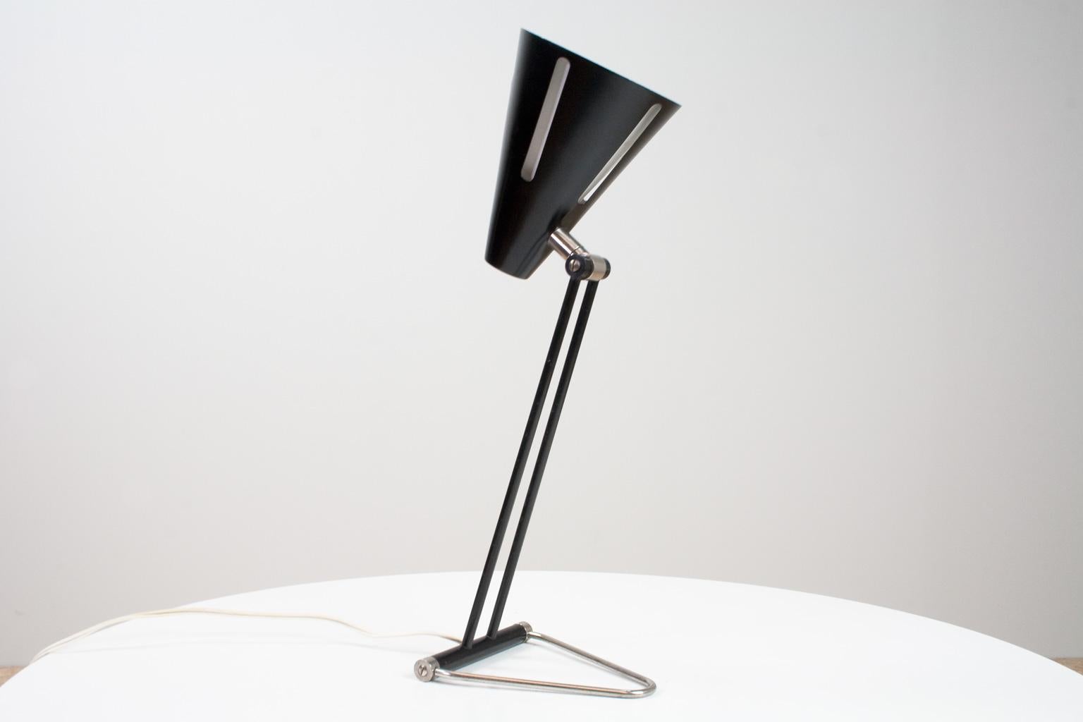Mid-Century Modern Table Light Black and White by Busquet Hala Sun Series 1955 In Good Condition In Beek en Donk, NL