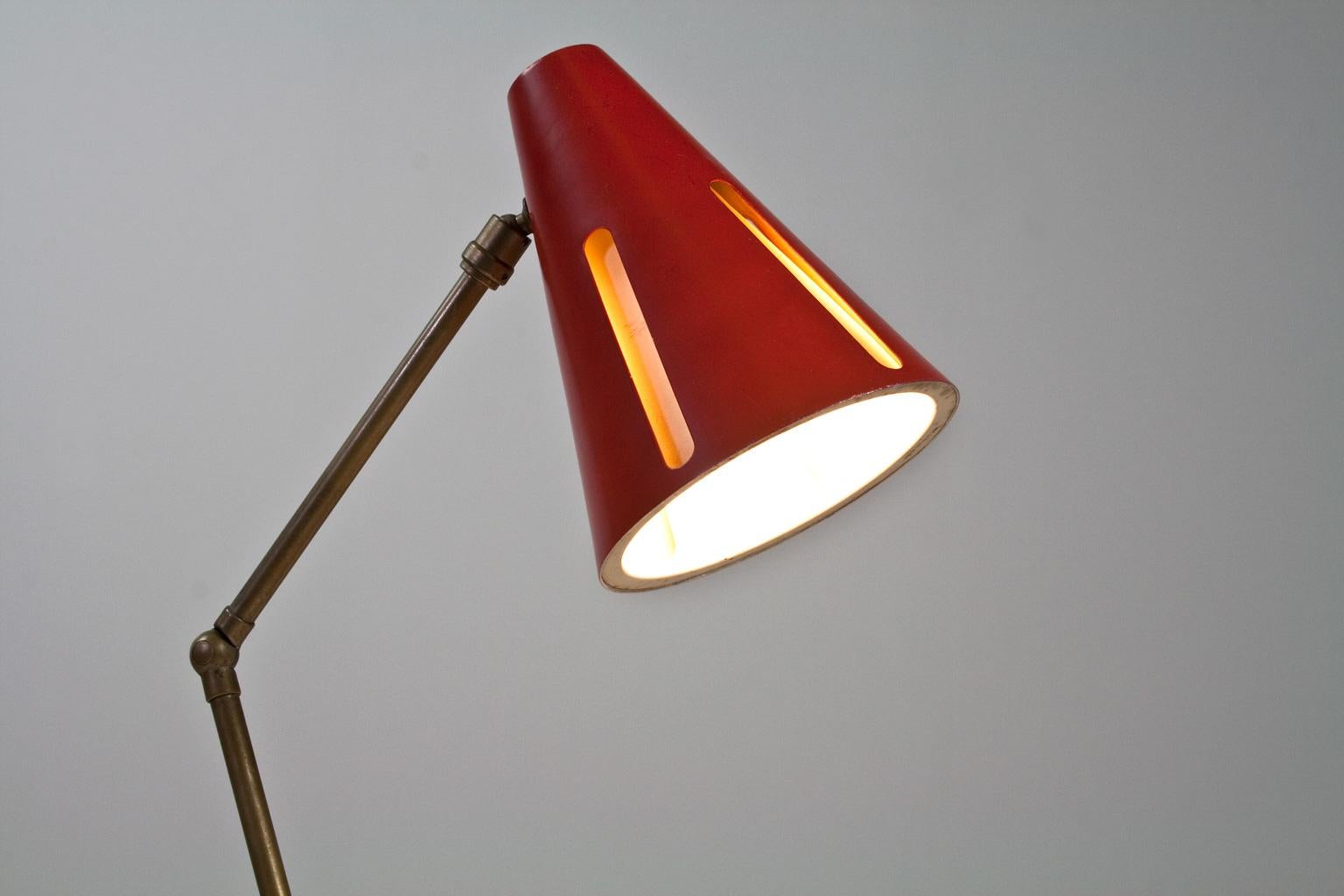 Mid-Century Modern Table Light Red and Black by Busquet Hala Sun Series, 1955 In Good Condition For Sale In Beek en Donk, NL