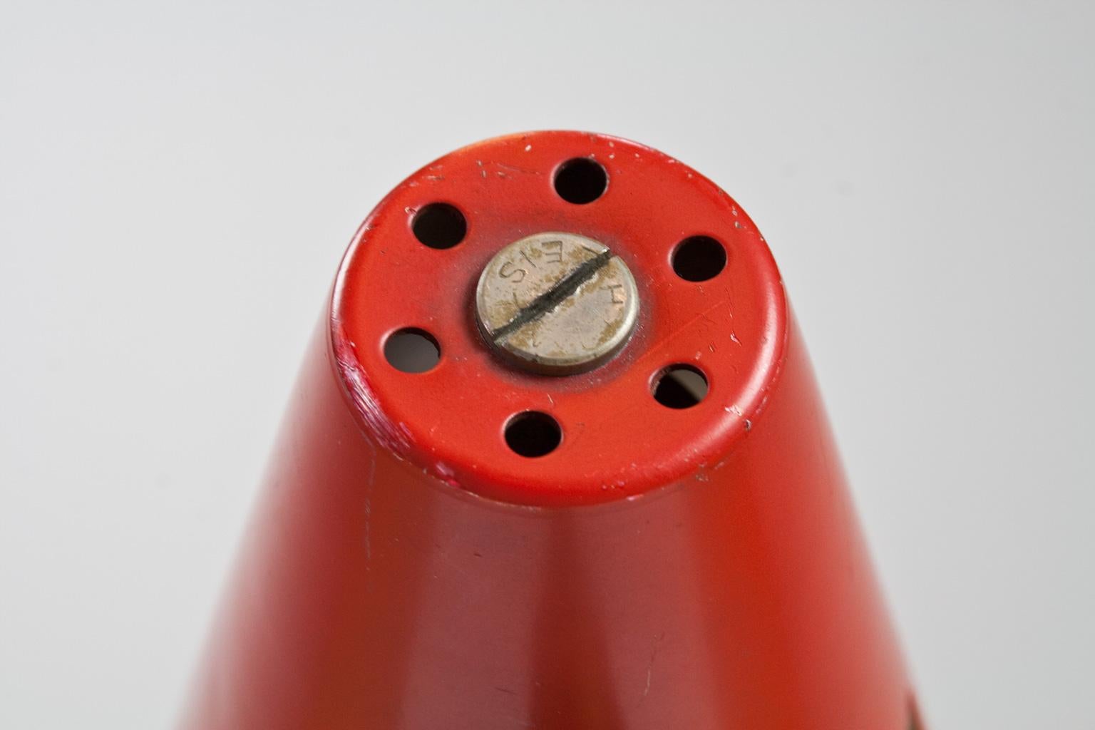 Mid-Century Modern Table Light Red and Black by Busquet Hala Sun Series, 1955 For Sale 1