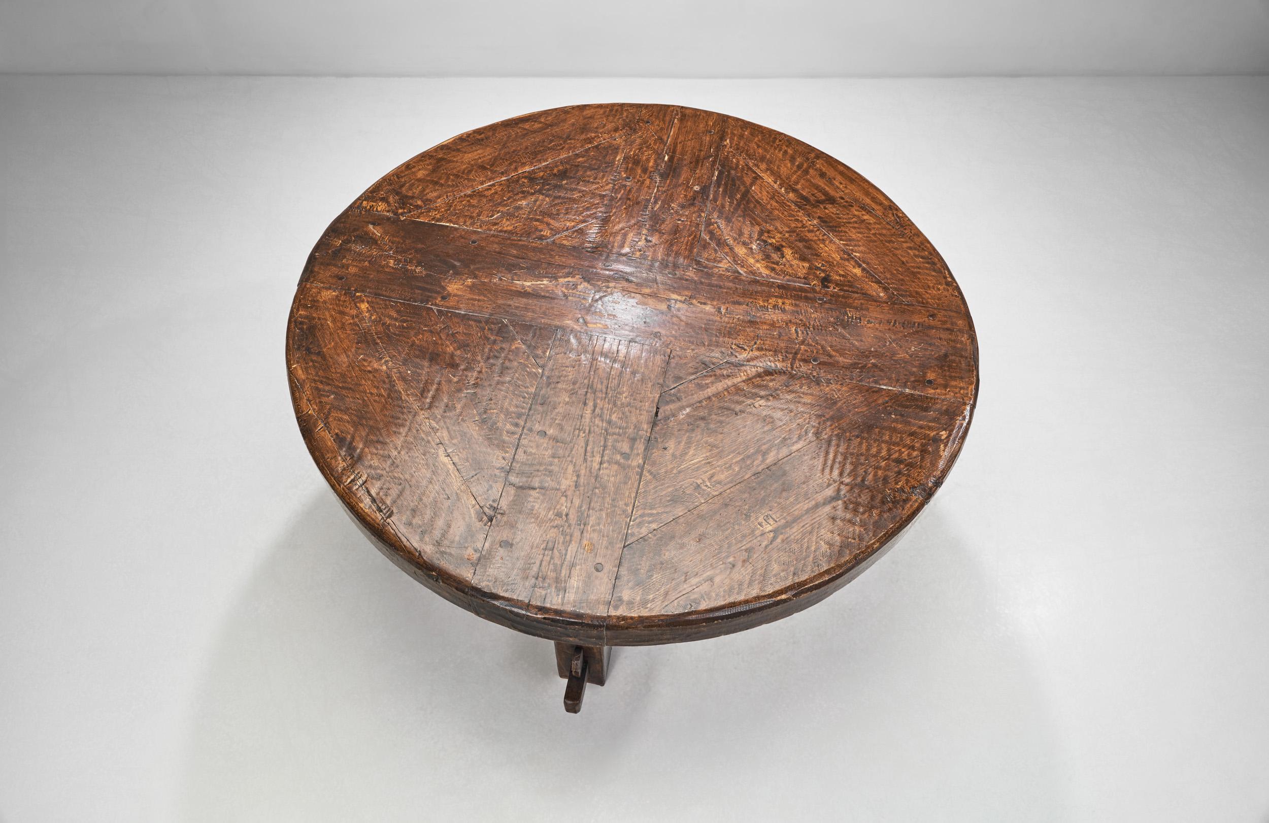 Mid-Century Modern Table with Cross Stretchers, Europe ca 1950s For Sale 1