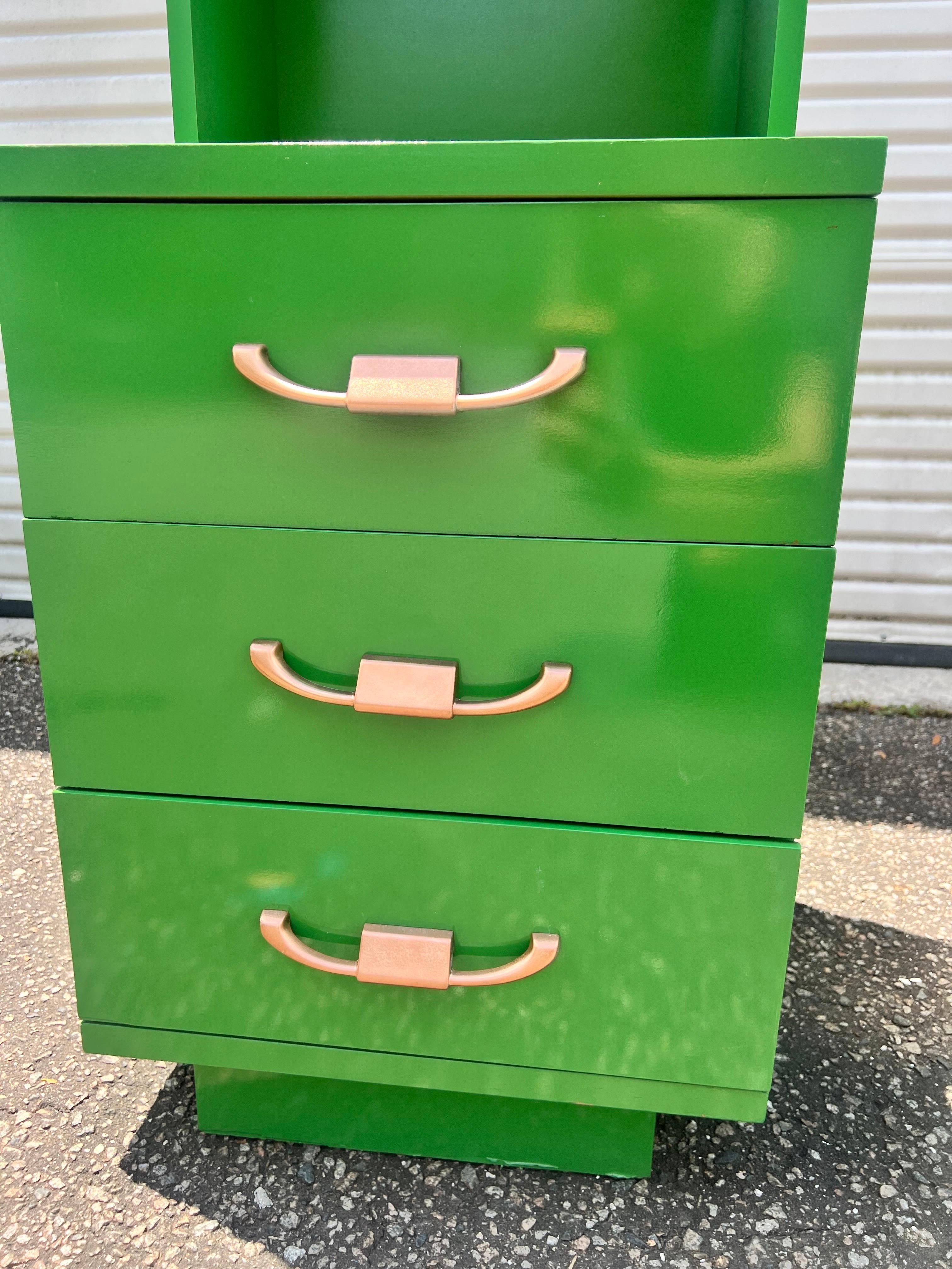 American Mid-Century Modern tall green Lacquered nightstands, a pair 
