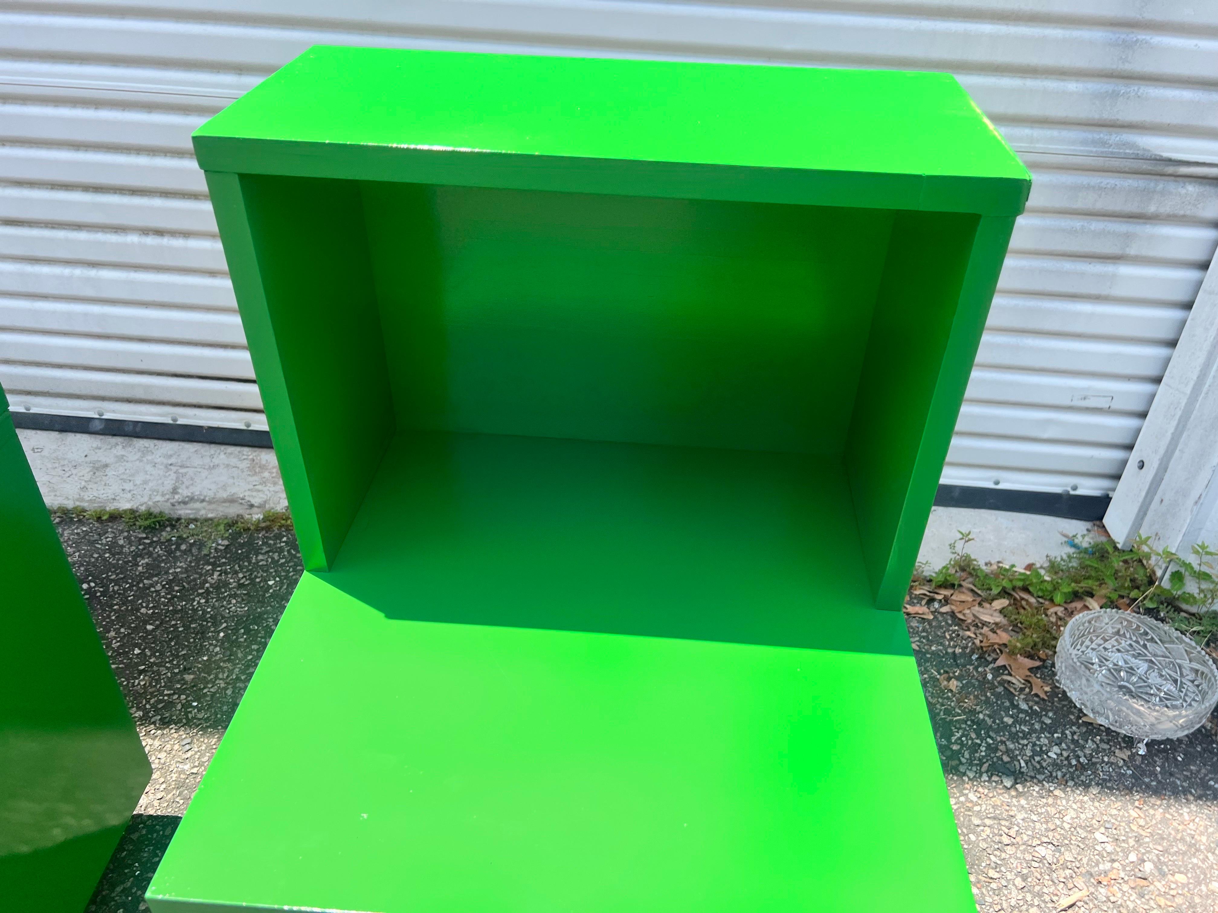 Mid-Century Modern tall green Lacquered nightstands, a pair  In Good Condition In Charleston, SC