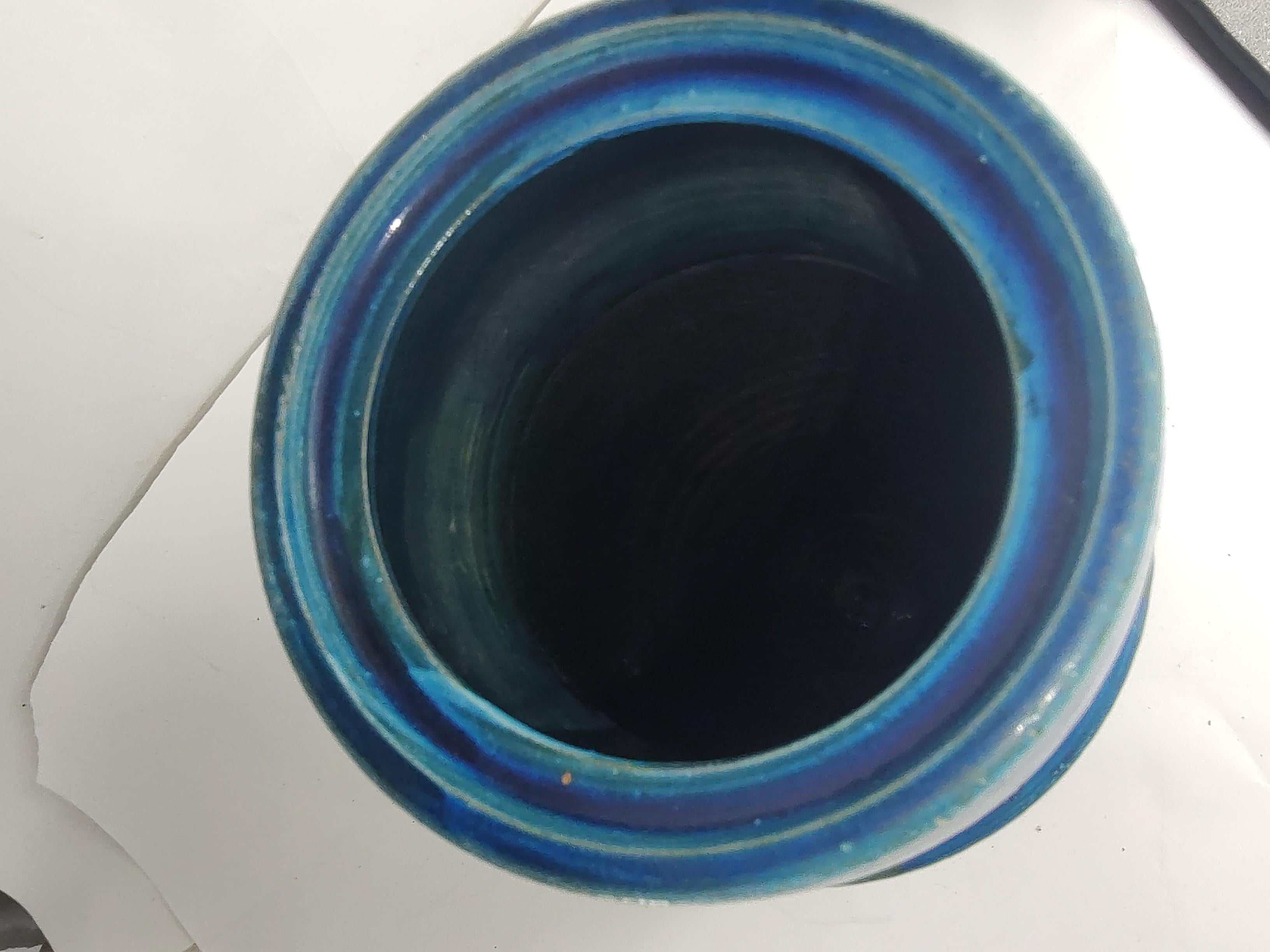 Italian Mid Century Modern Tall Rimini Blue Vase Bitossi & Aldo Londi Rosenthal Netter For Sale