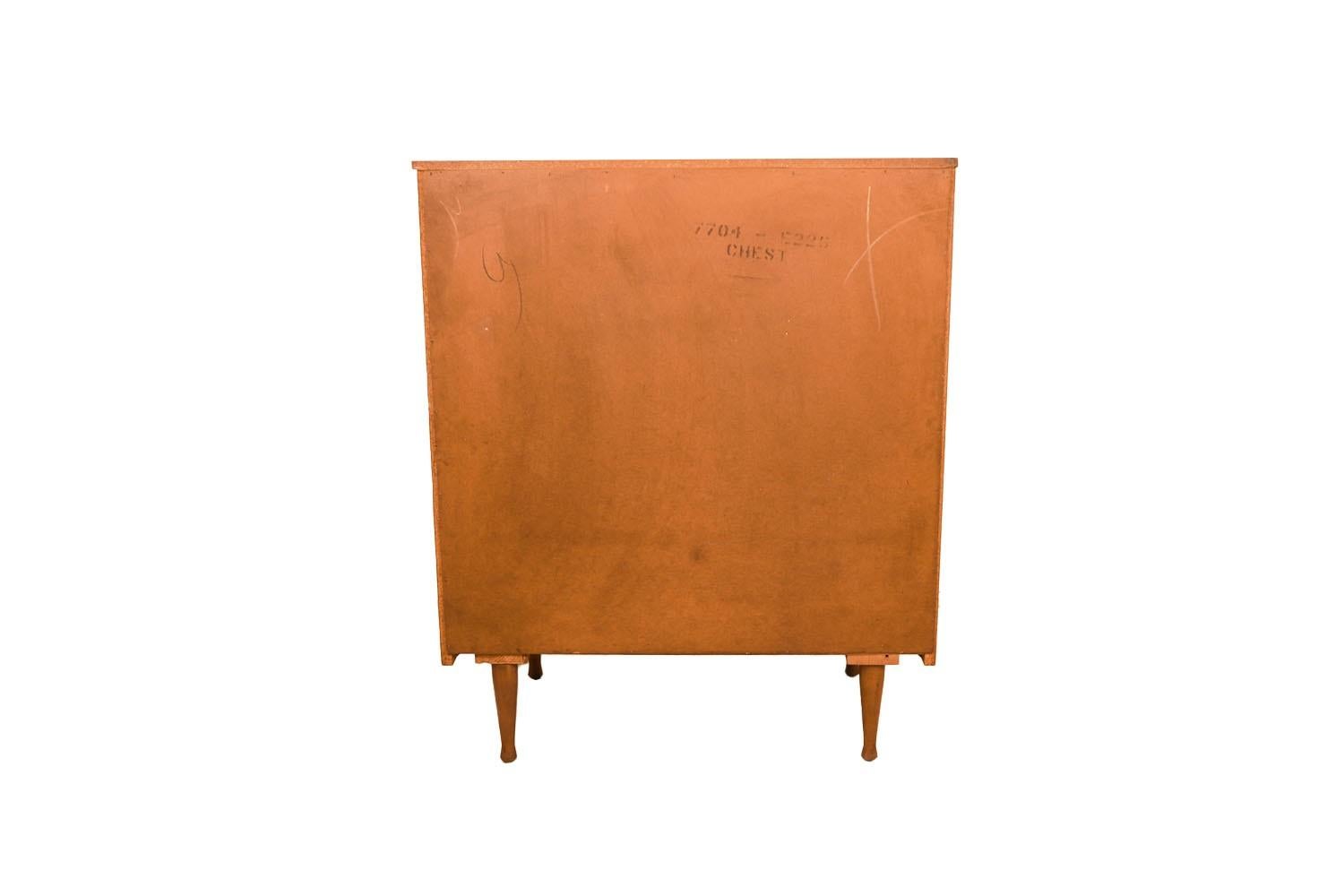 Mid-Century Modern Tall Walnut Dresser For Sale 3