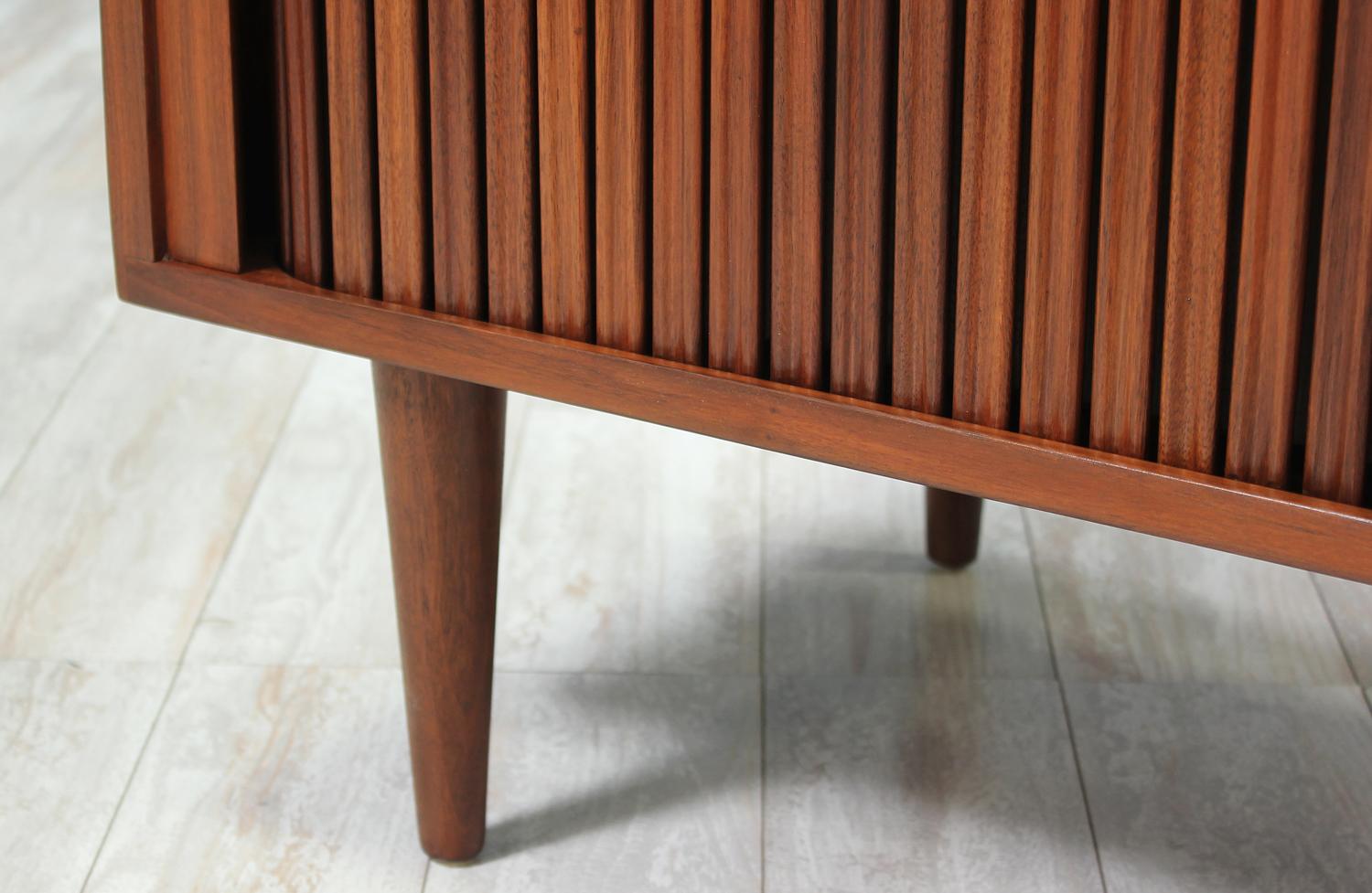 Mid-Century Modern Tambour-Door Cabinet In Excellent Condition In Los Angeles, CA