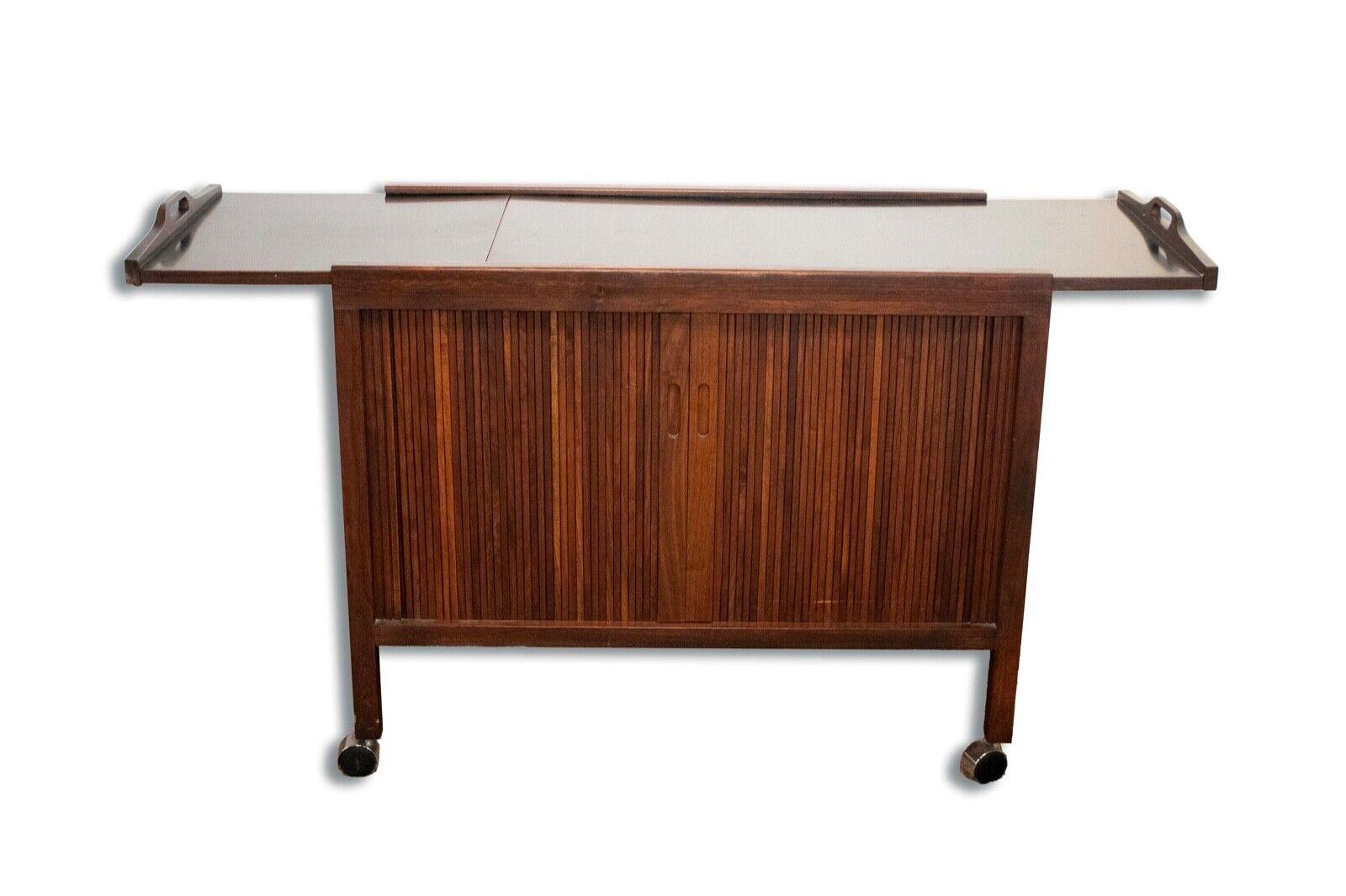 American Mid Century Modern Tambour Door Mount Airy Expandable Bar Cart For Sale