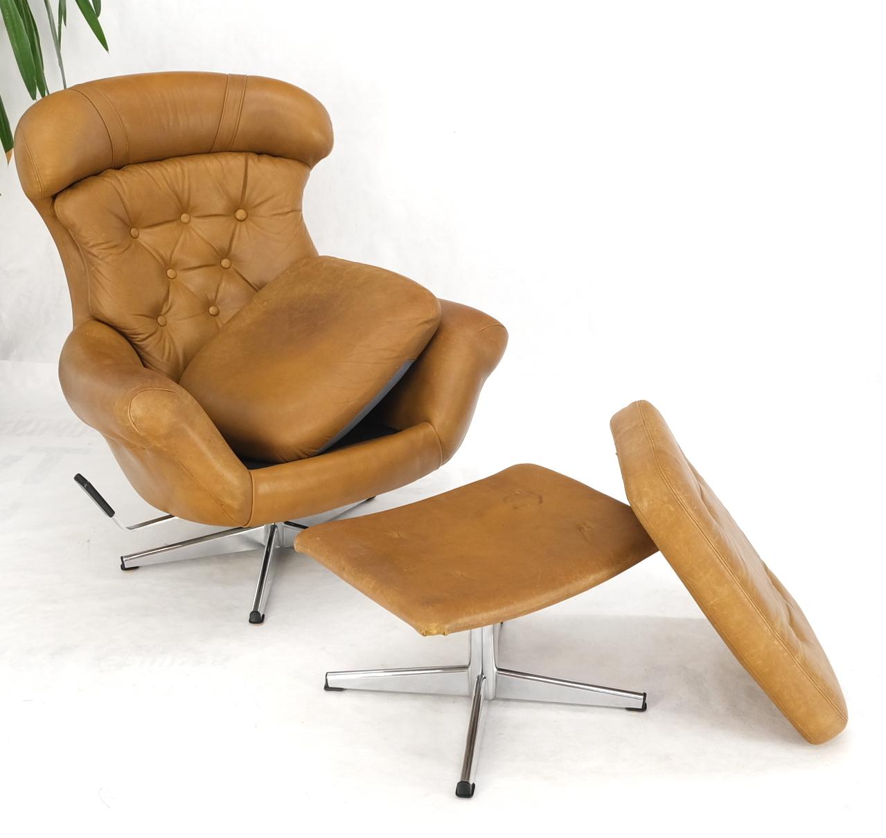 Mid-Century Modern Tan Leather Egg Style Wide Back Lounge Chair & Ottoman For Sale 5