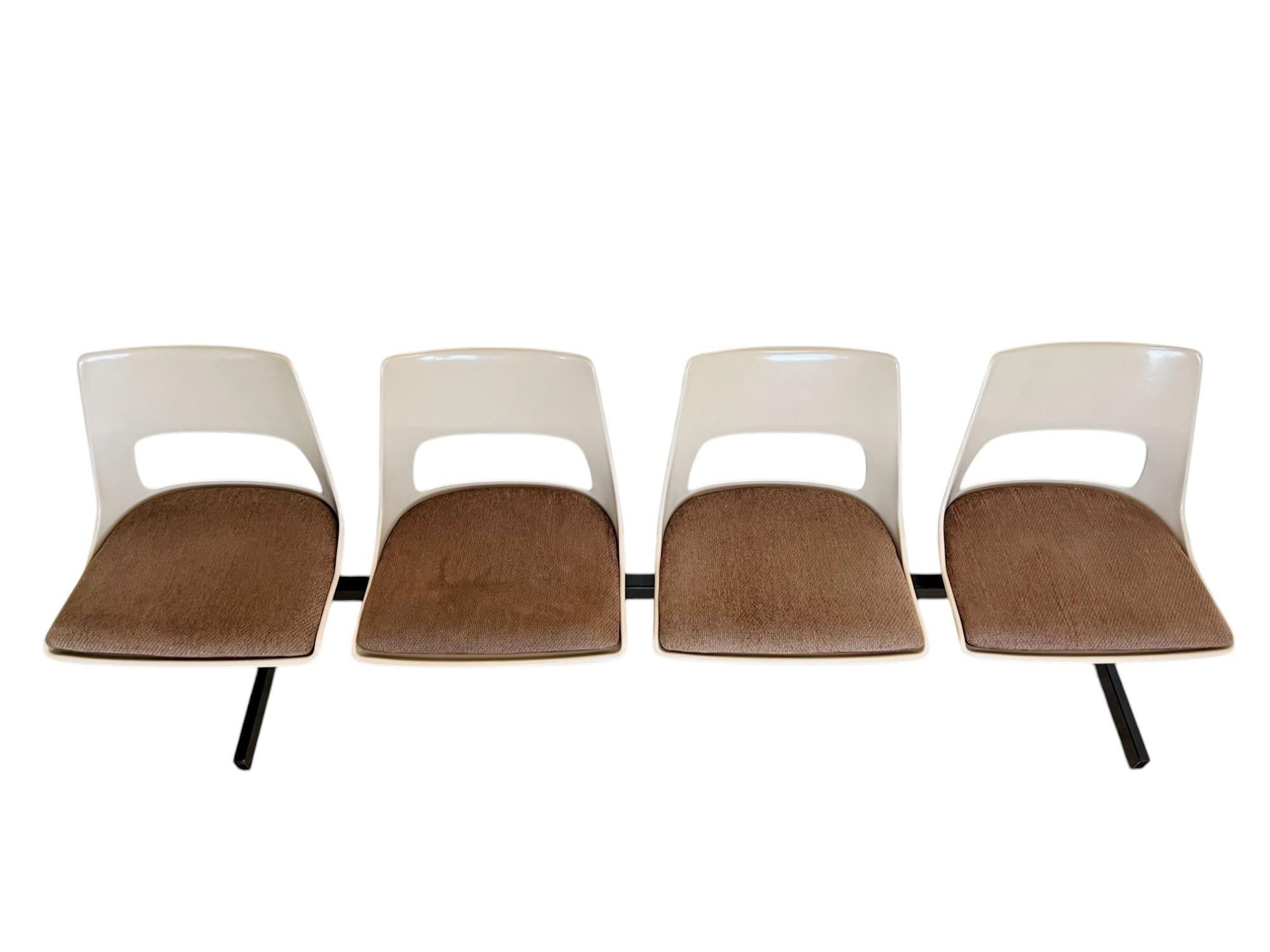 Steel Mid-Century Modern Tandem Four Seat Bench by Krueger For Sale