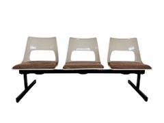 Panca a tre sedute in tandem di Krueger, stile Mid-Century Modern