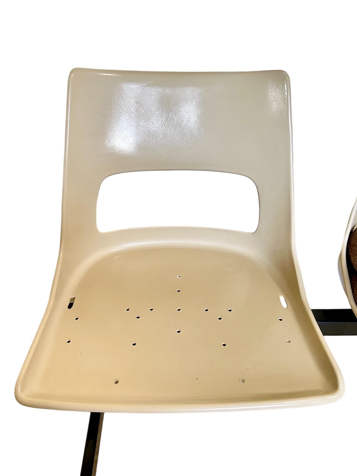 Mid-Century Modern Tandem Three Seat Bench by Krueger 2