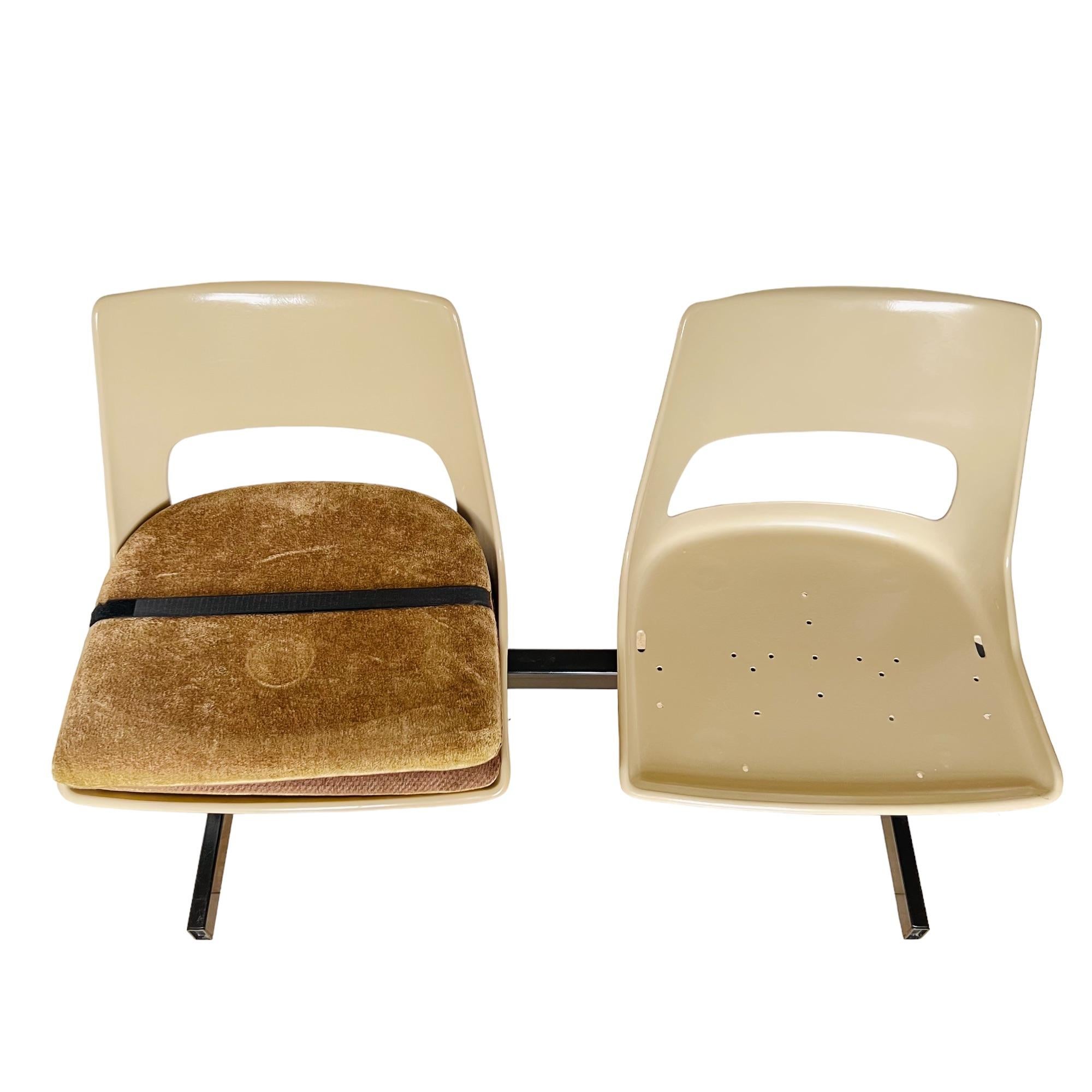 Mid-Century Modern Tandem Two Seat Bench by Krueger, 1970s 2