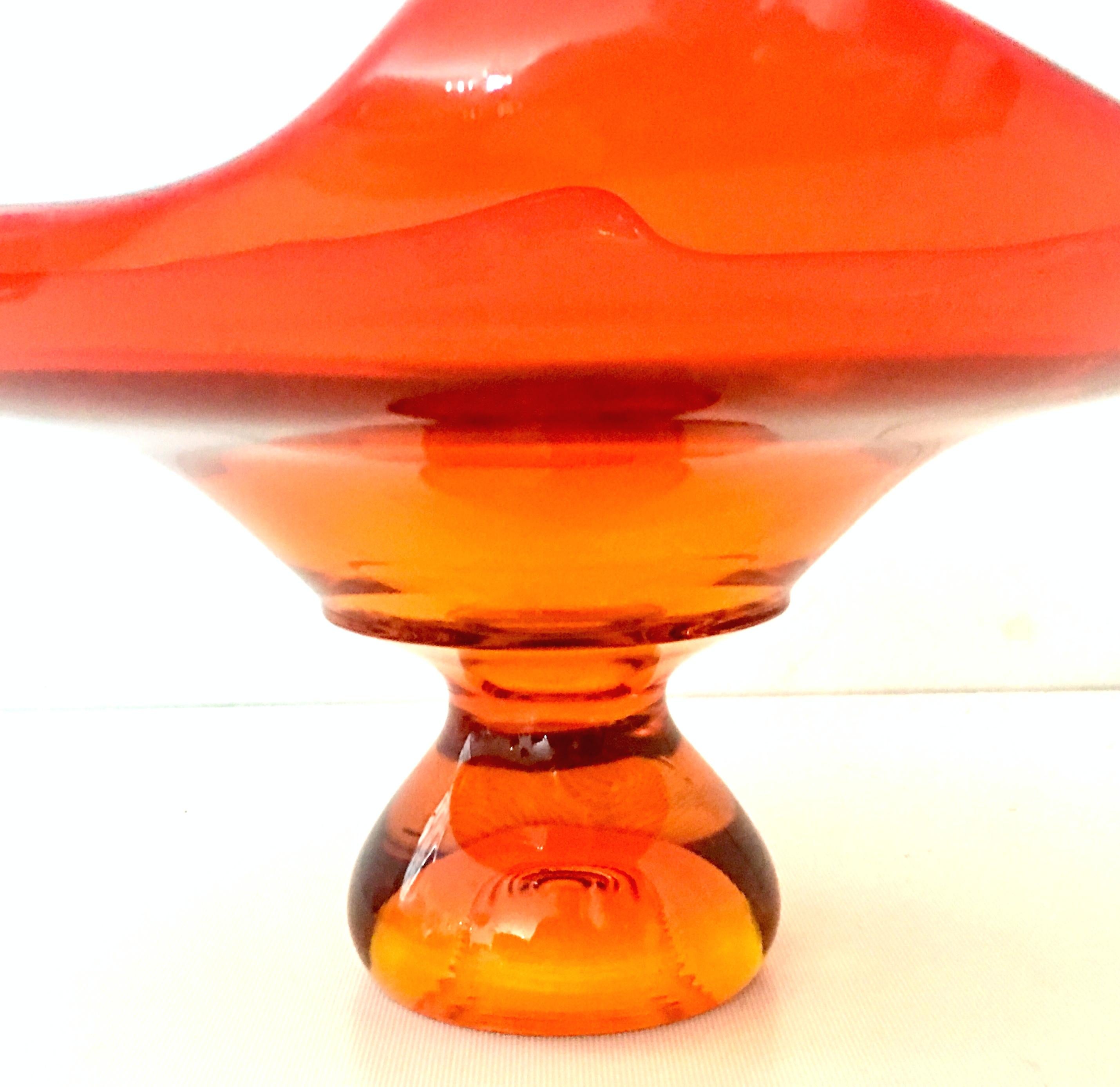 Mid-Century Modern Tangerine Blown Glass Four Point Footed Pedestal Center Bowl 7