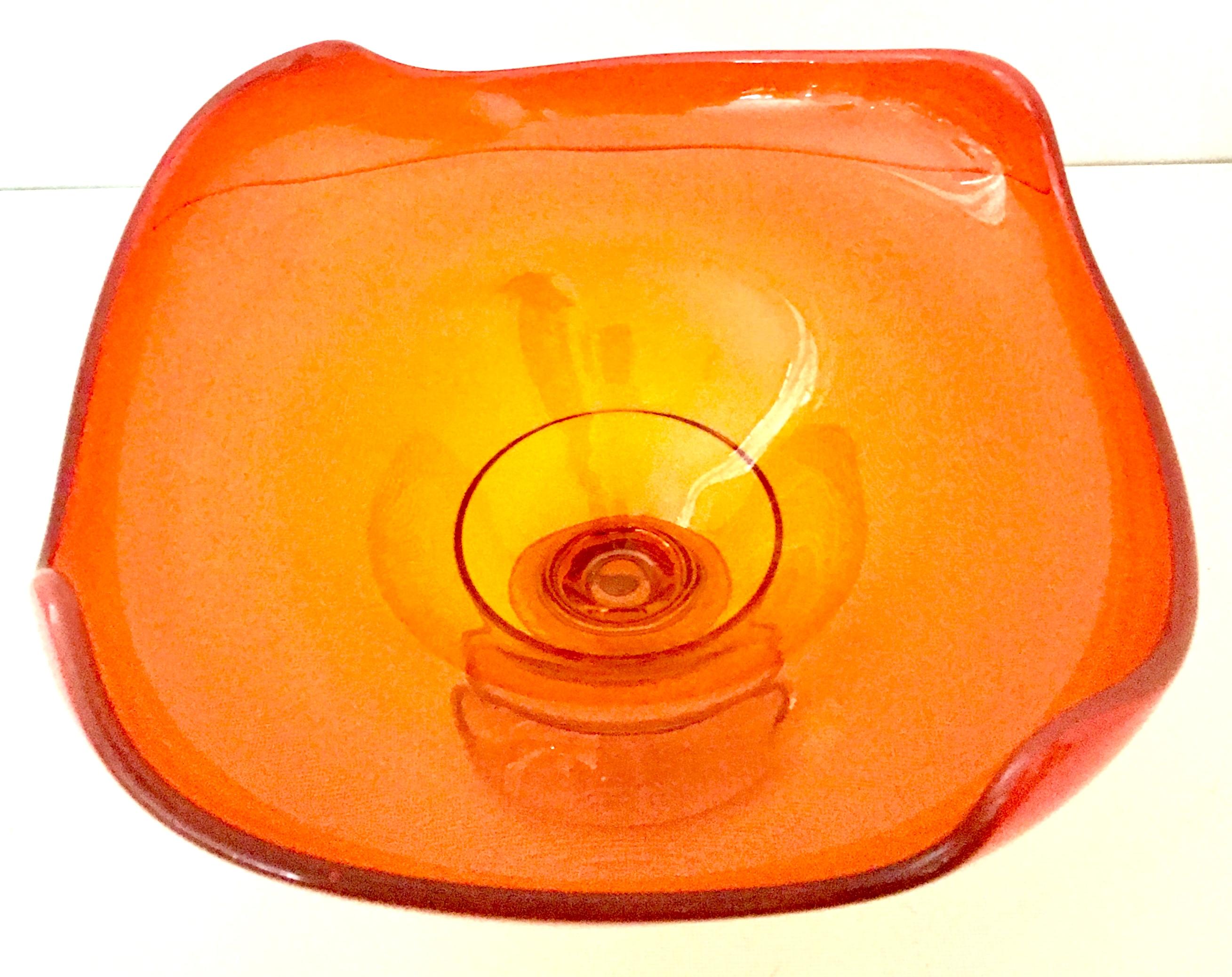 Mid-Century Modern Tangerine Blown Glass Four Point Footed Pedestal Center Bowl 3